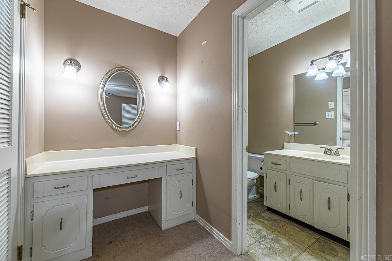 East Meadow - Residential