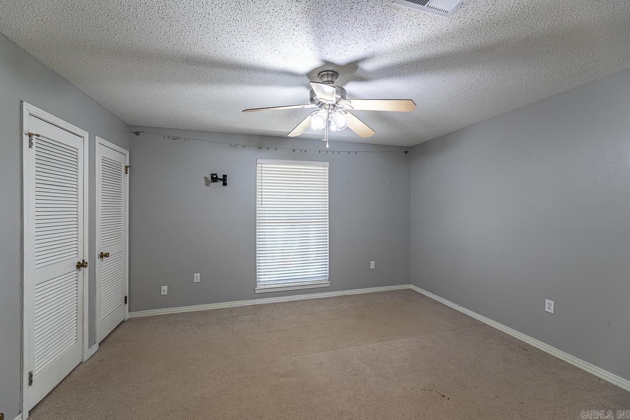 East Meadow - Residential