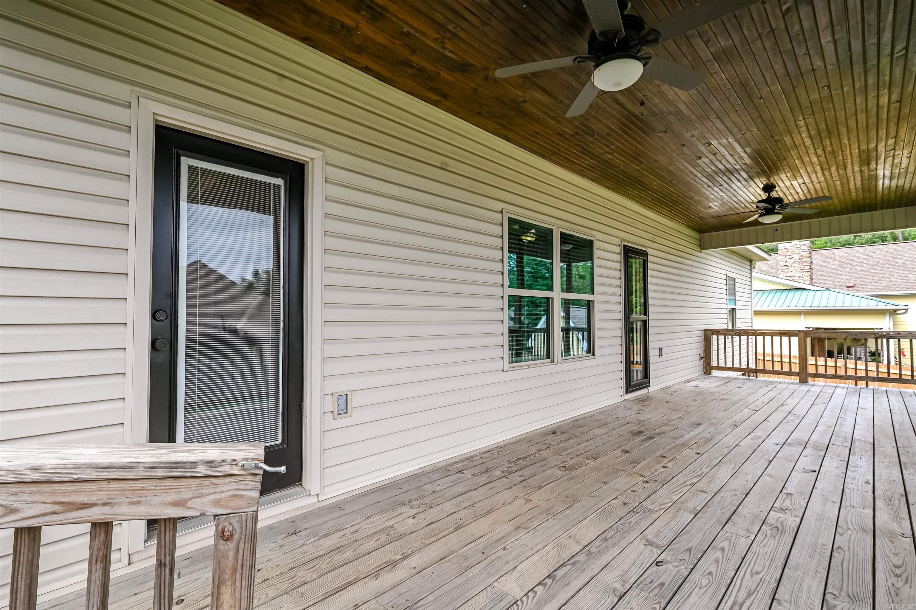 OAK GLENN - Residential