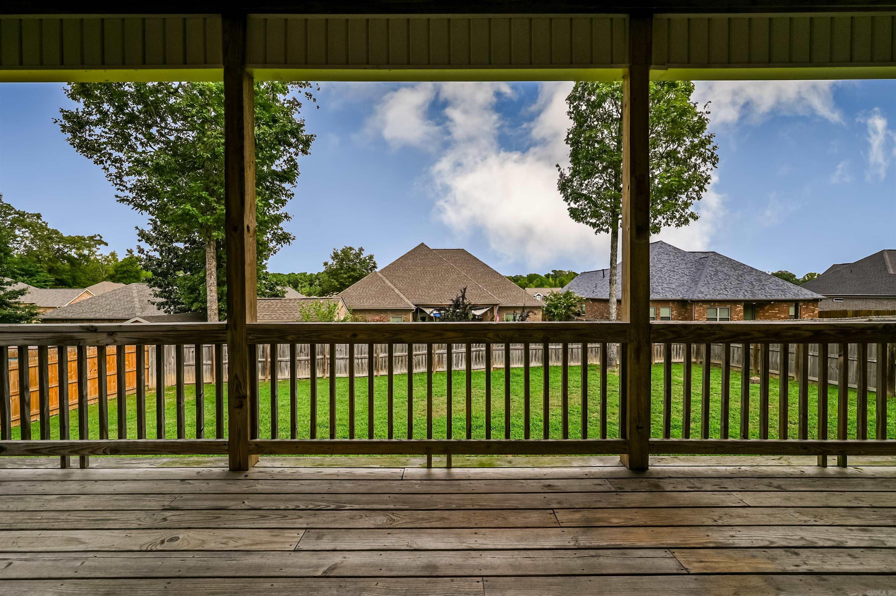 OAK GLENN - Residential