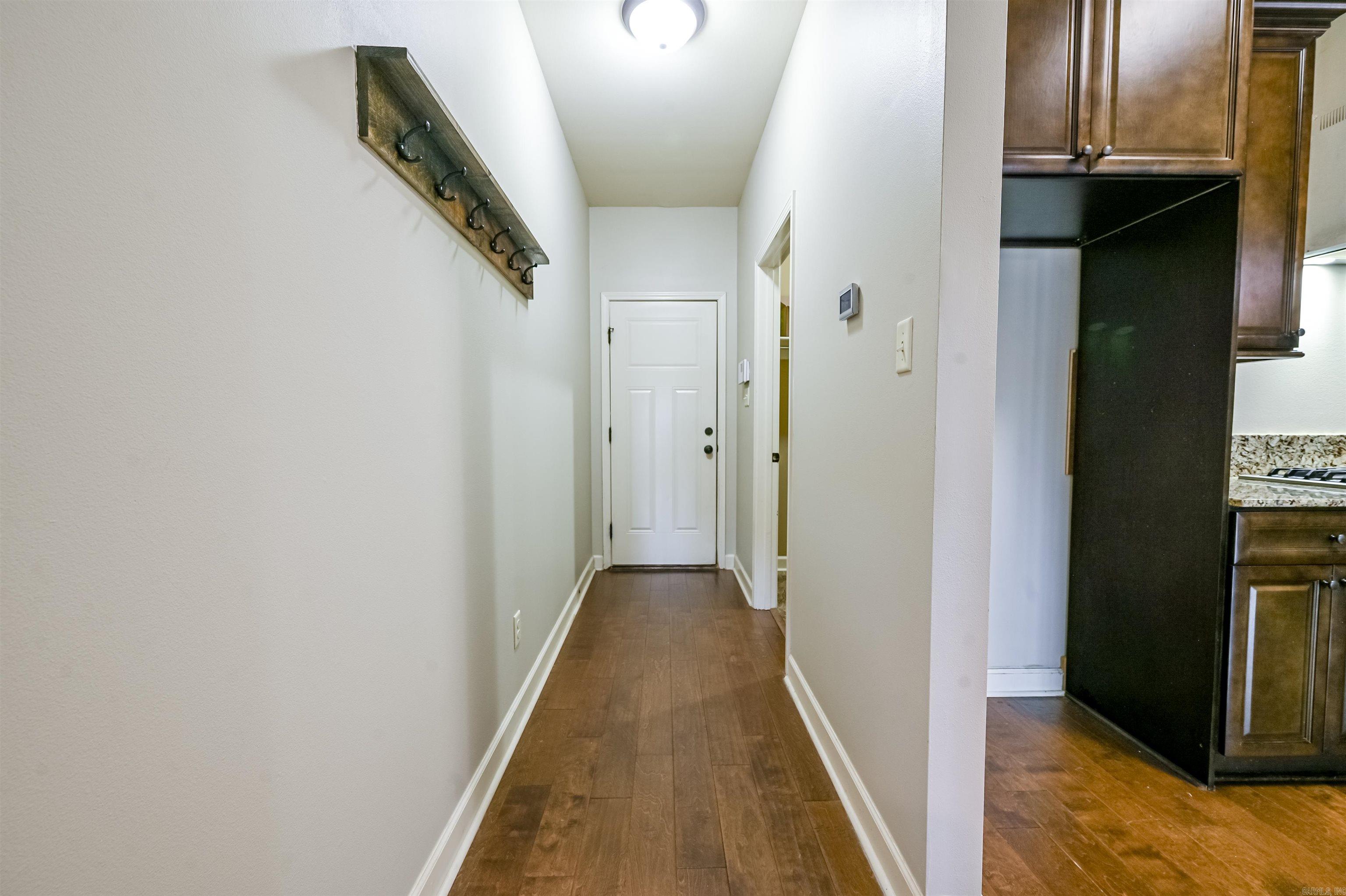 OAK GLENN - Residential