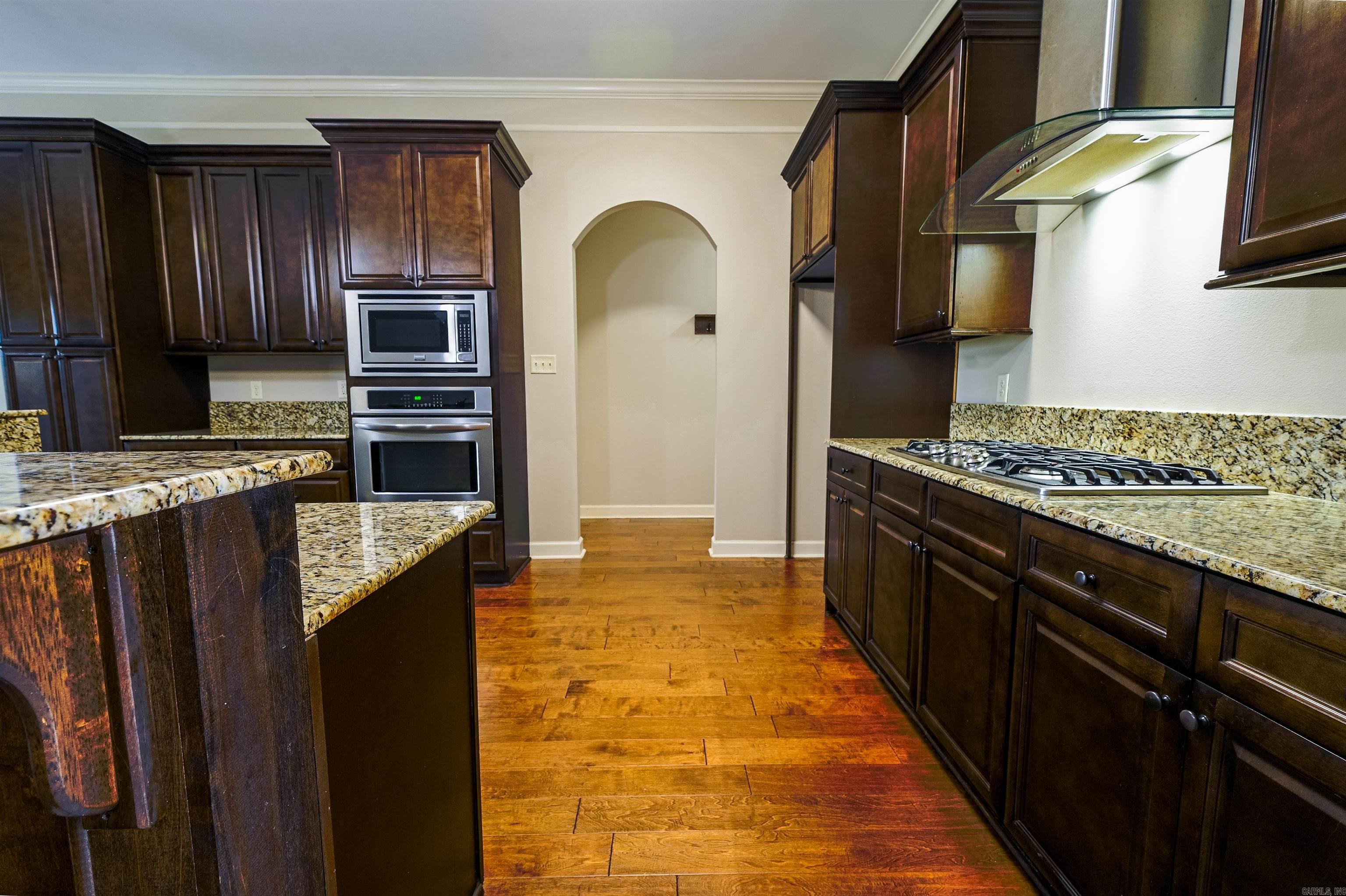 OAK GLENN - Residential