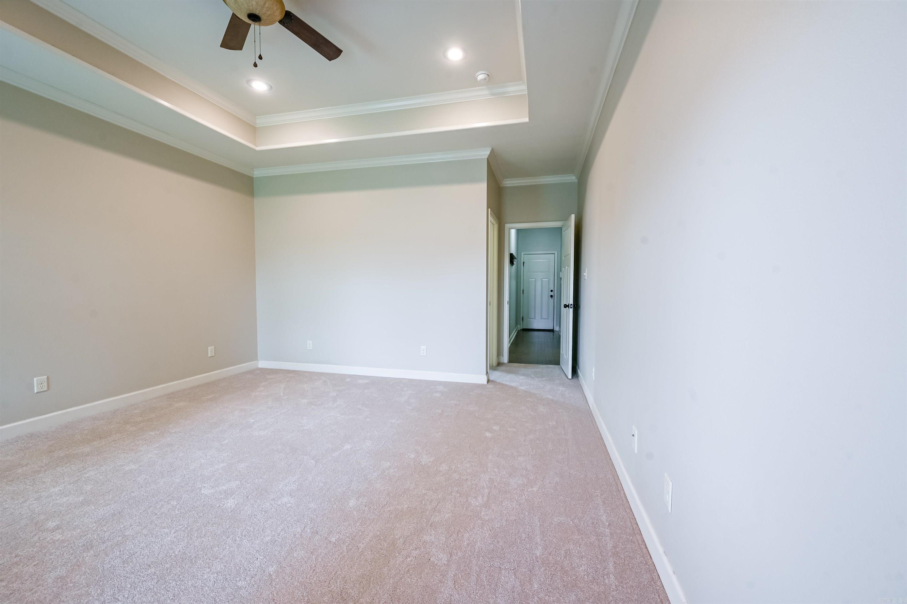OAK GLENN - Residential