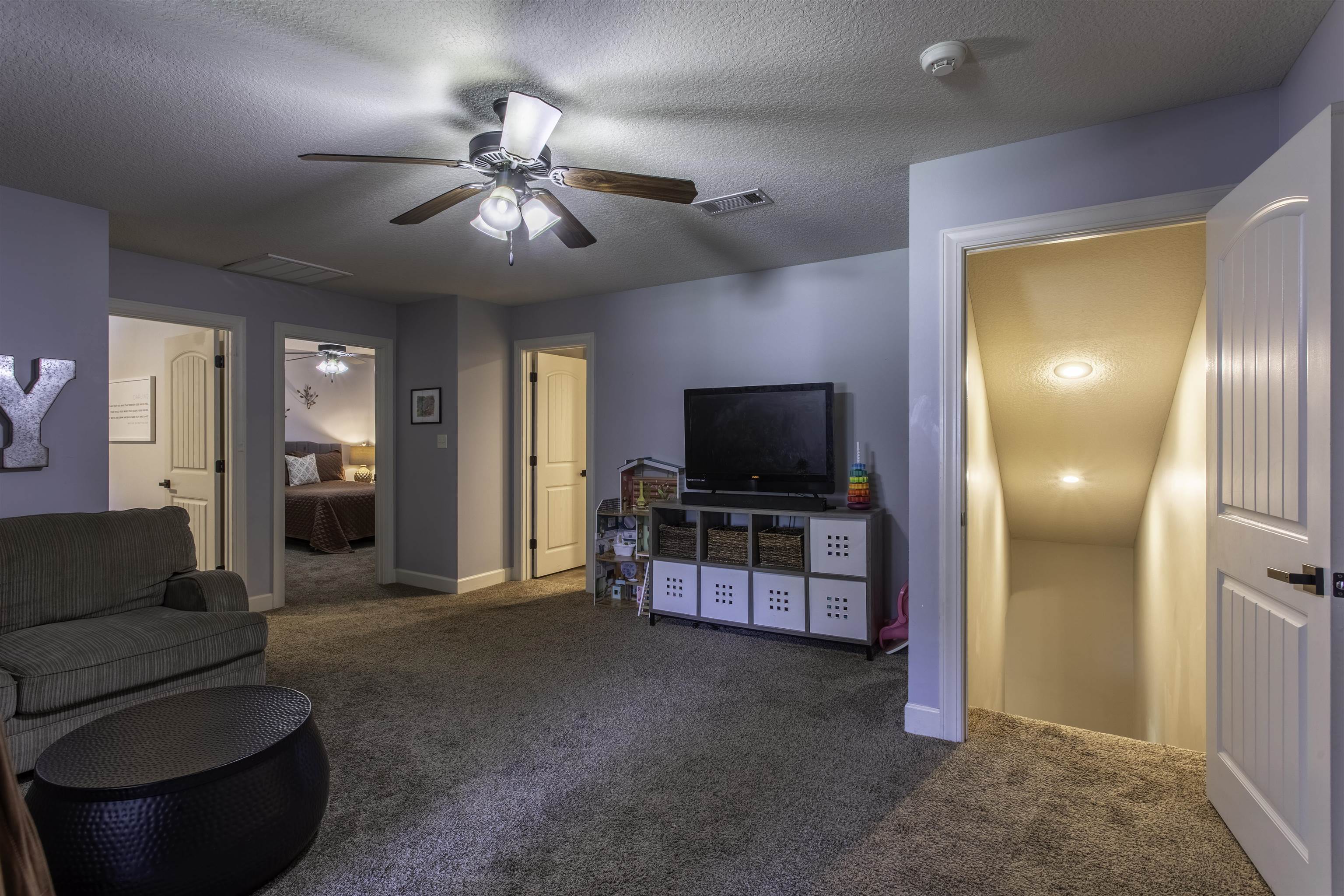 WINDING RIDGE - Residential