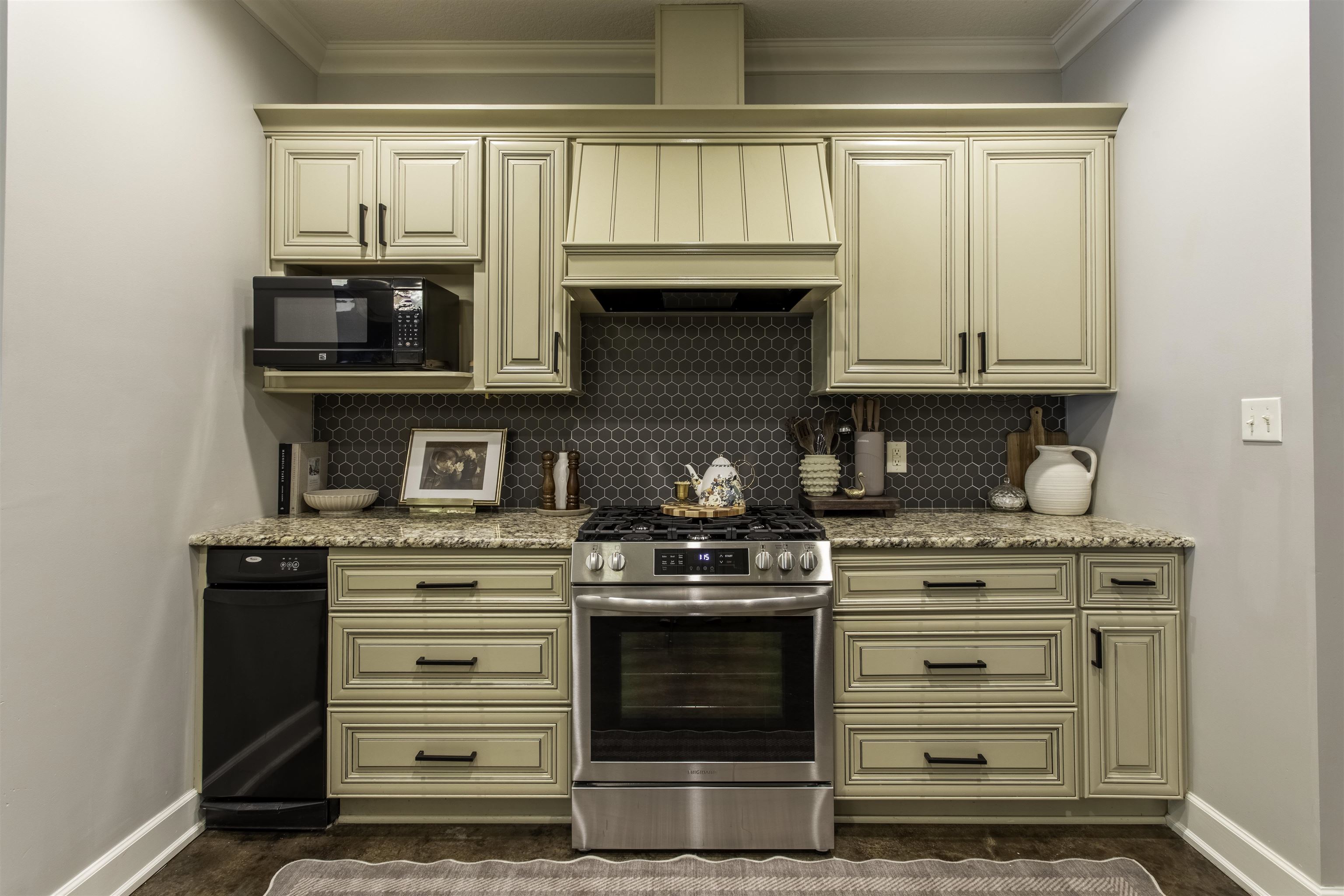 WINDING RIDGE - Residential
