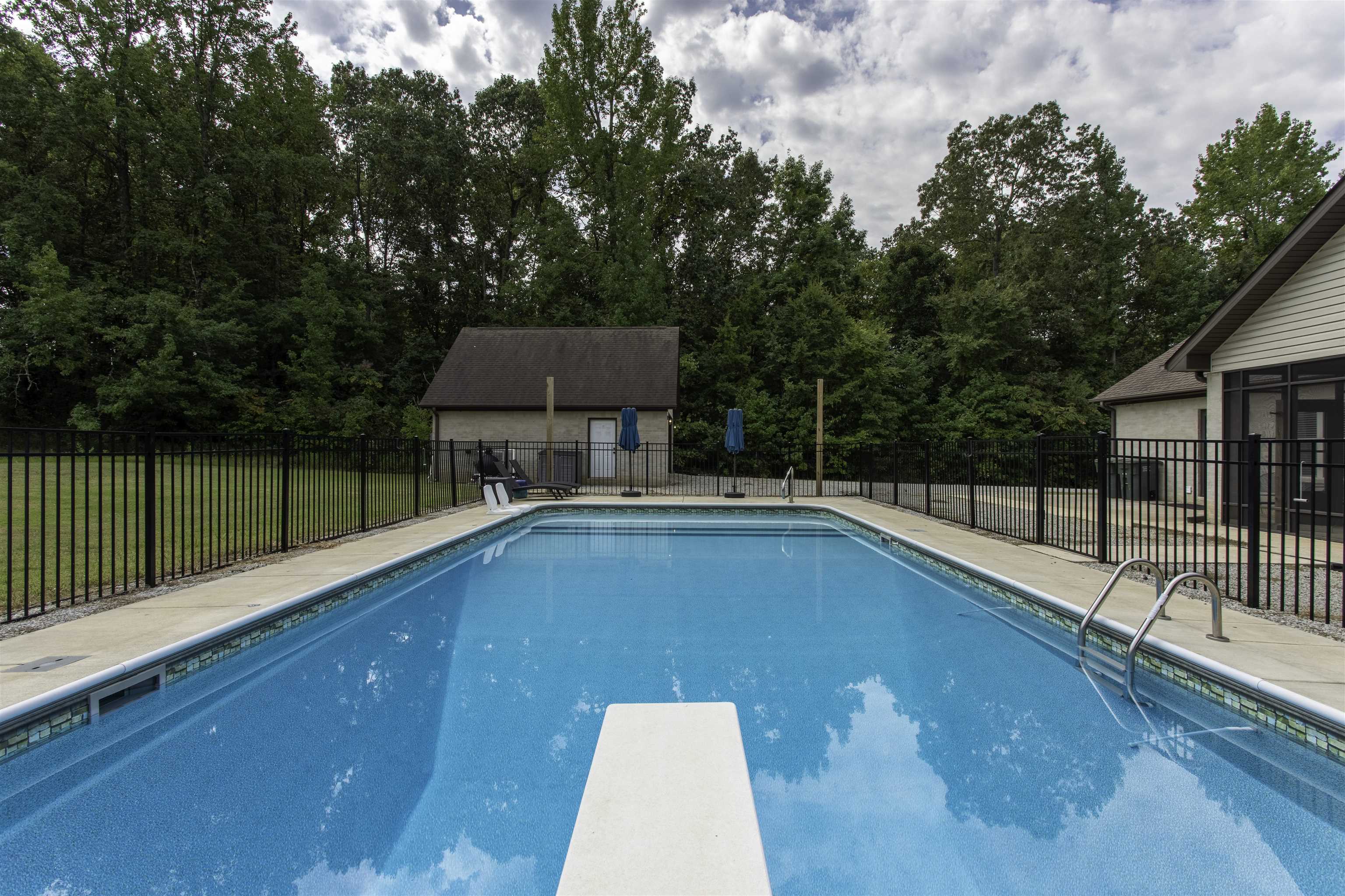 WINDING RIDGE - Residential