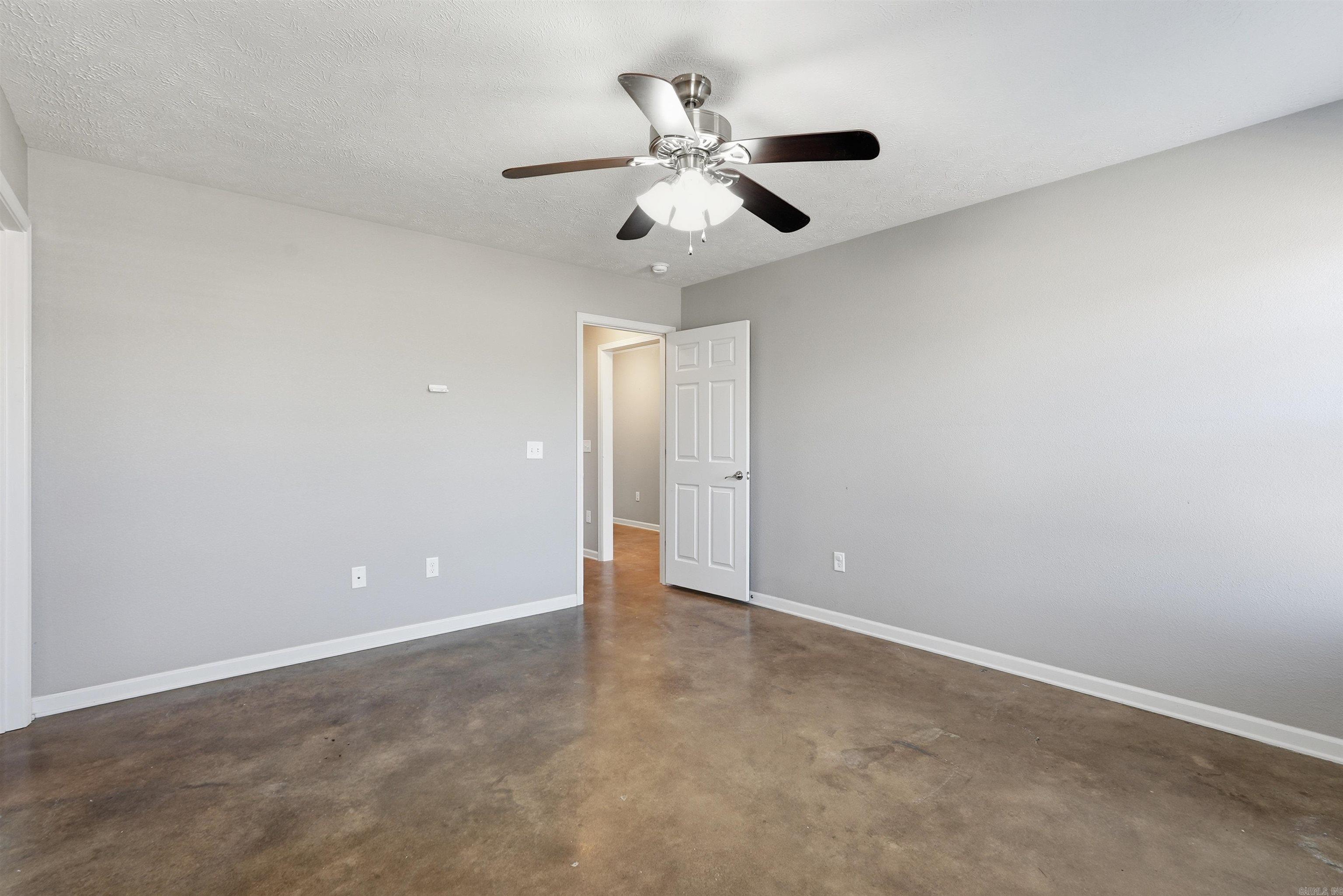 SAGEBRUSH COVE - Residential