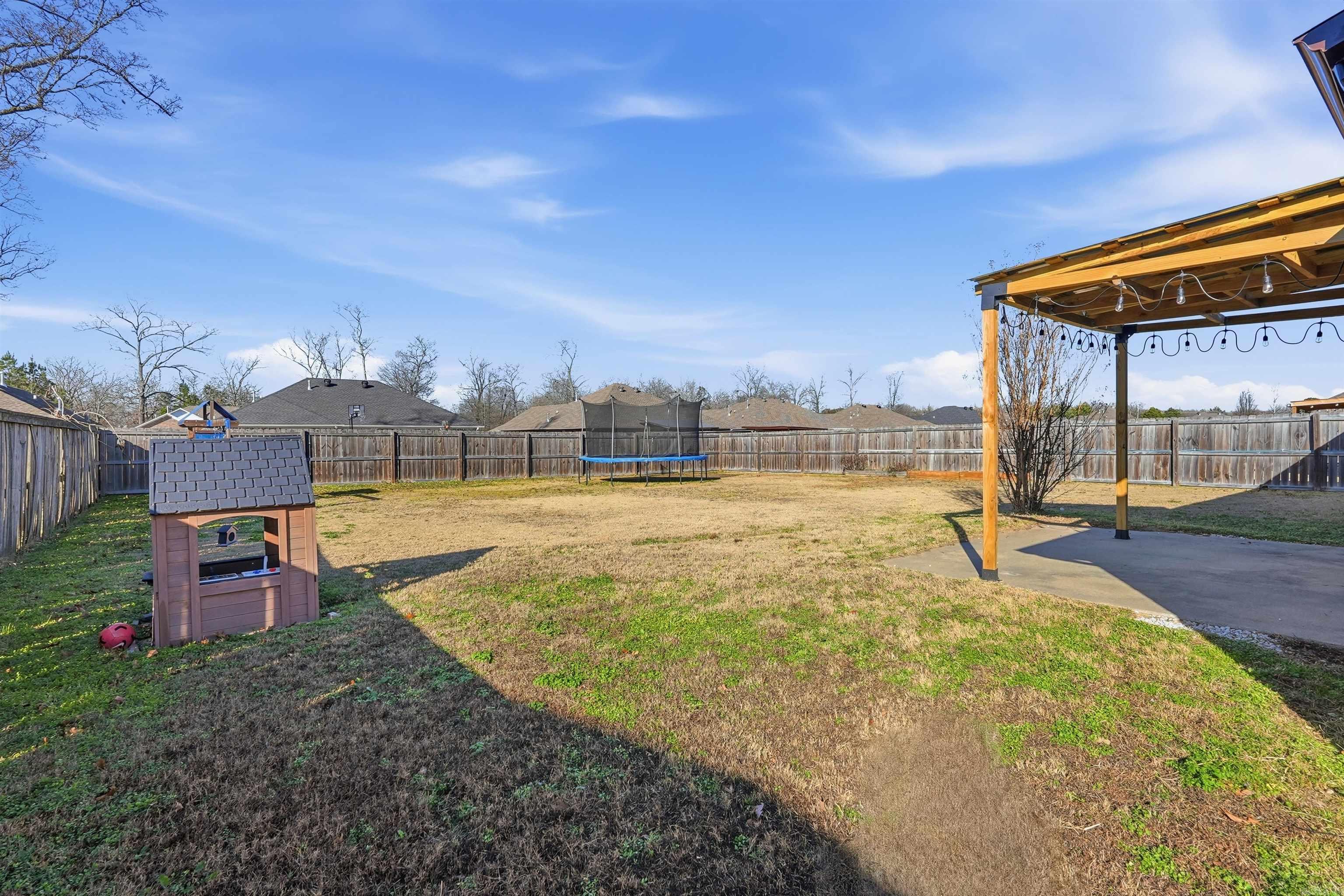 SAGEBRUSH COVE - Residential