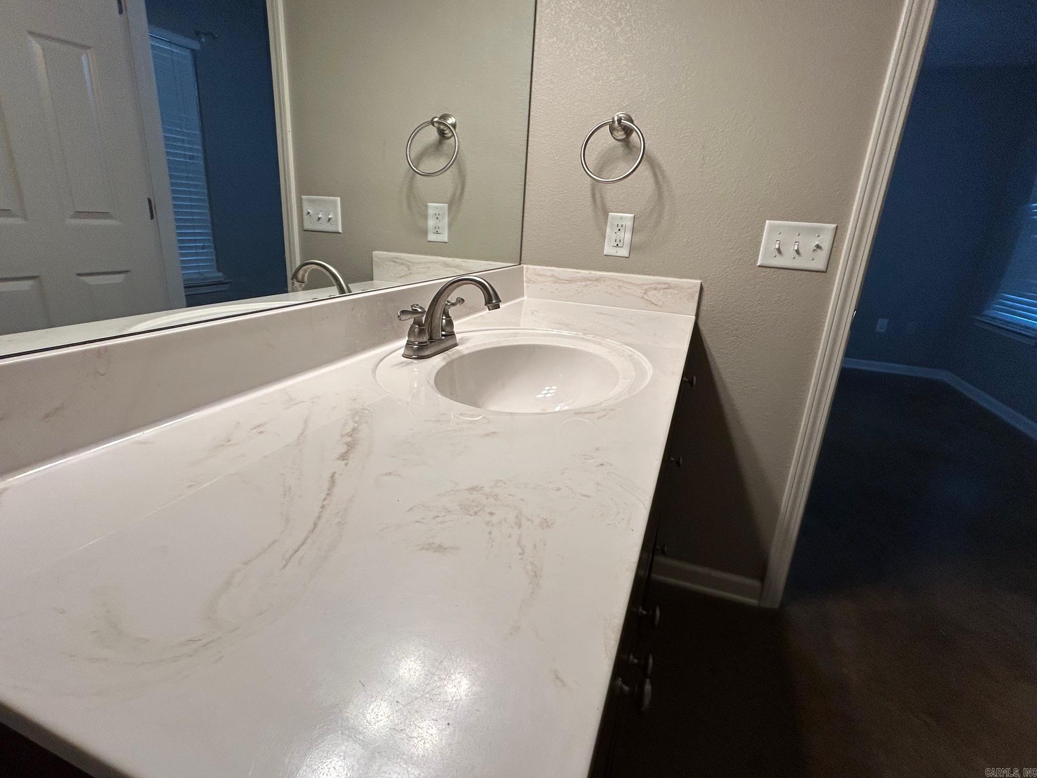 SAGEBRUSH COVE - Residential