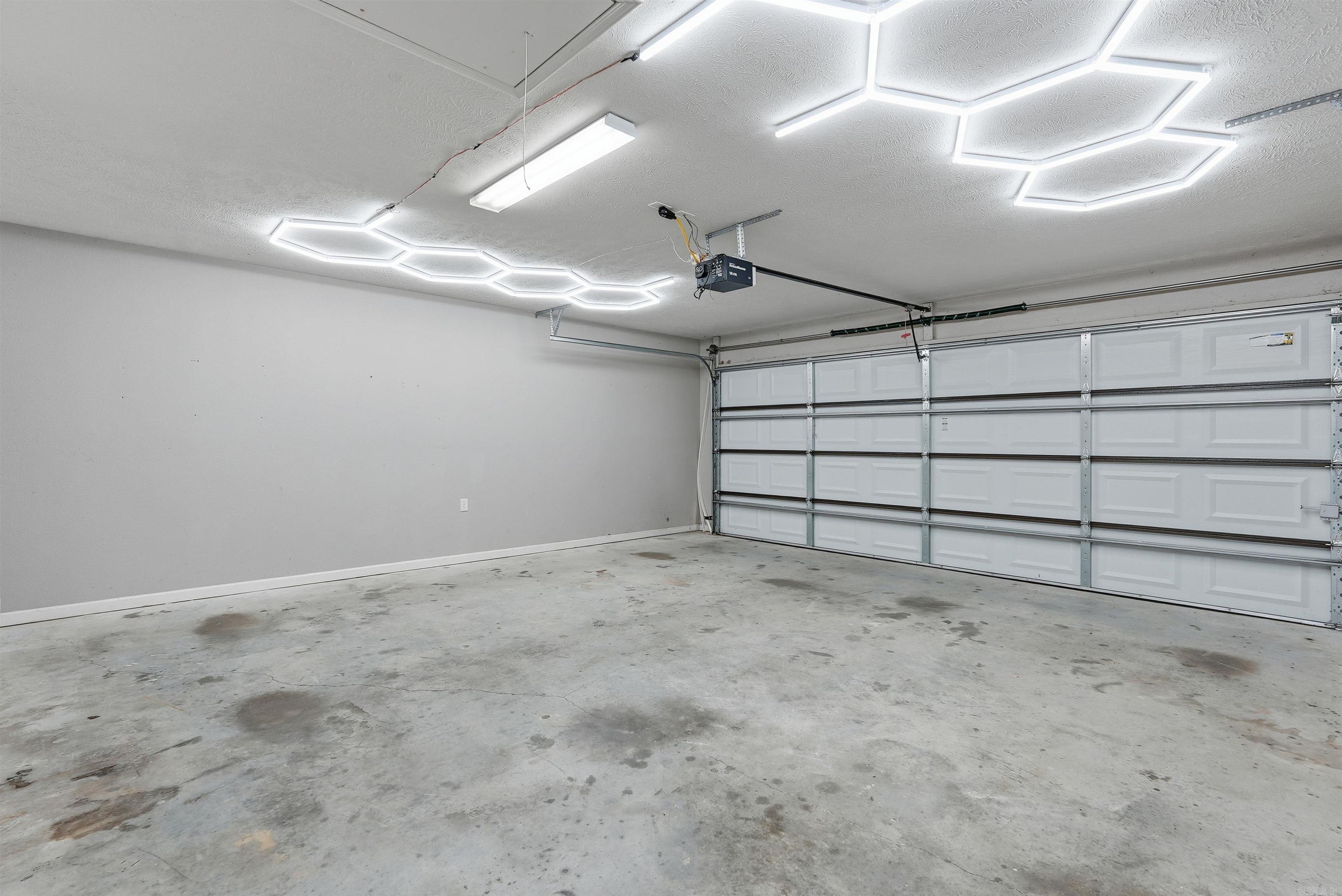 SAGEBRUSH COVE - Residential