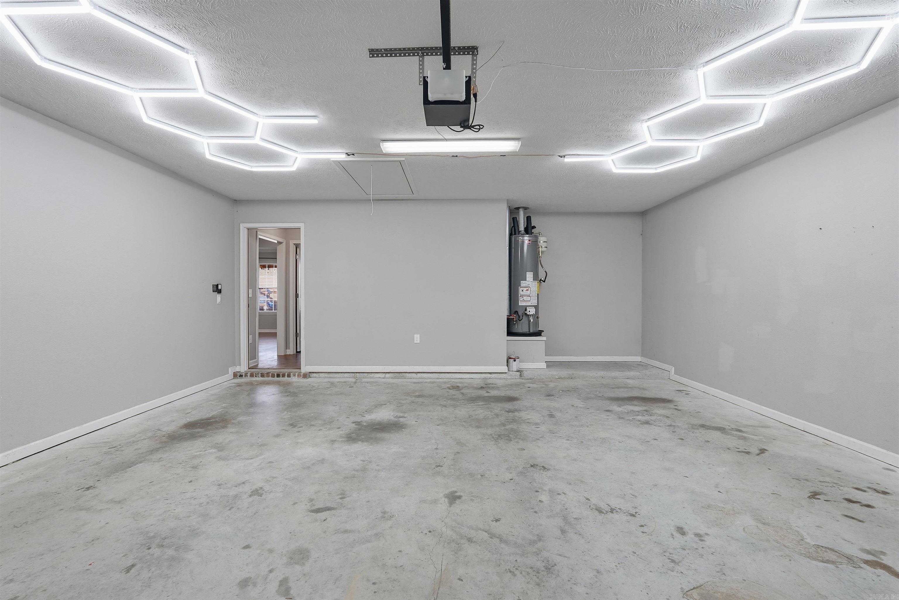 SAGEBRUSH COVE - Residential