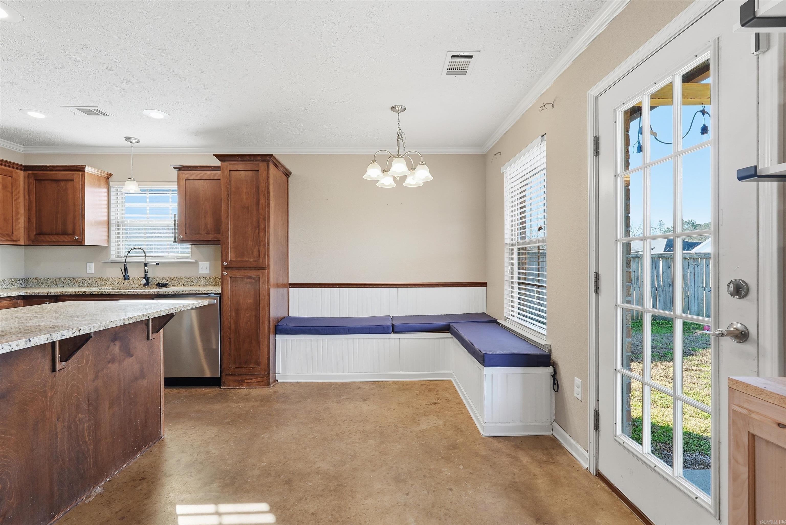 SAGEBRUSH COVE - Residential