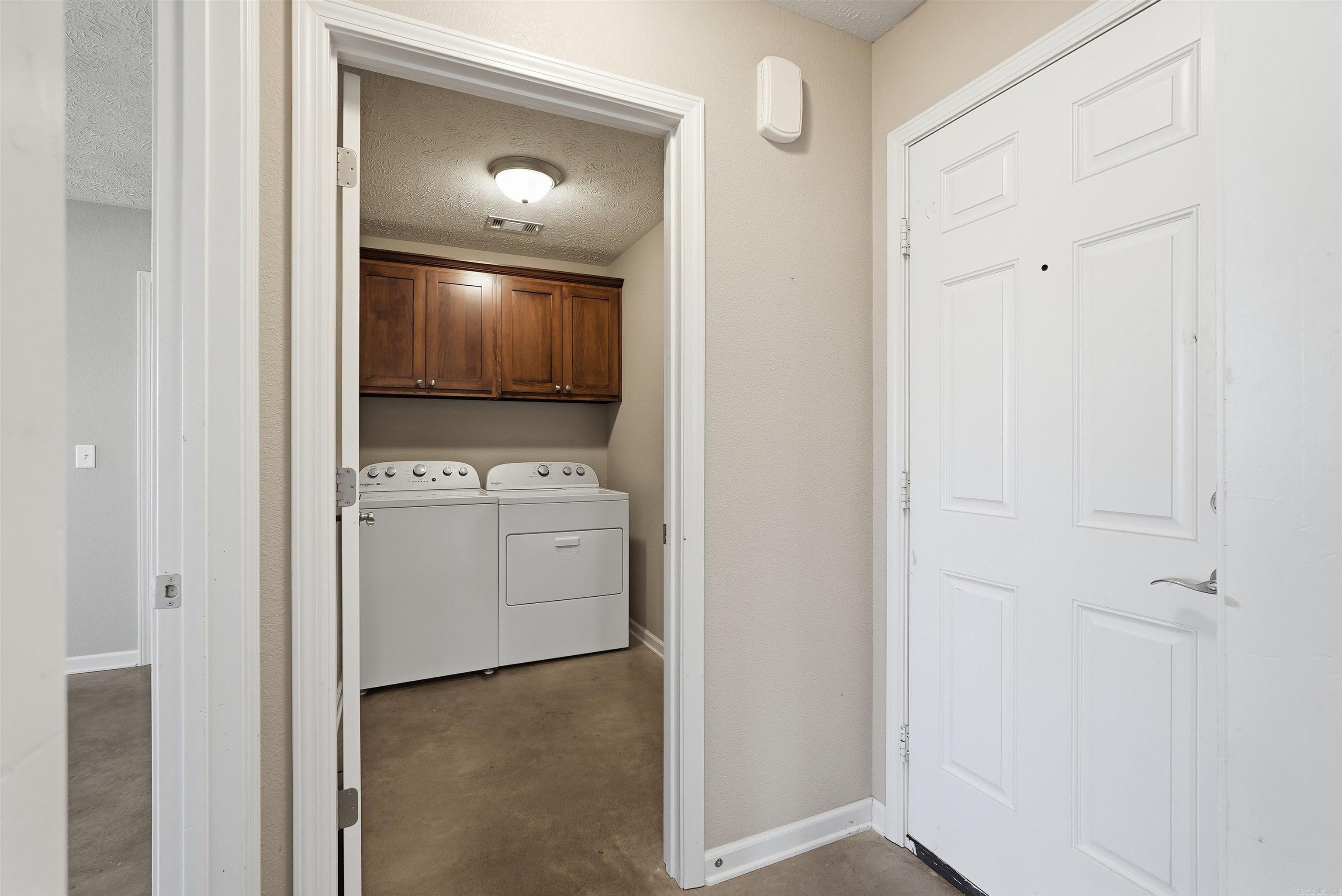 SAGEBRUSH COVE - Residential