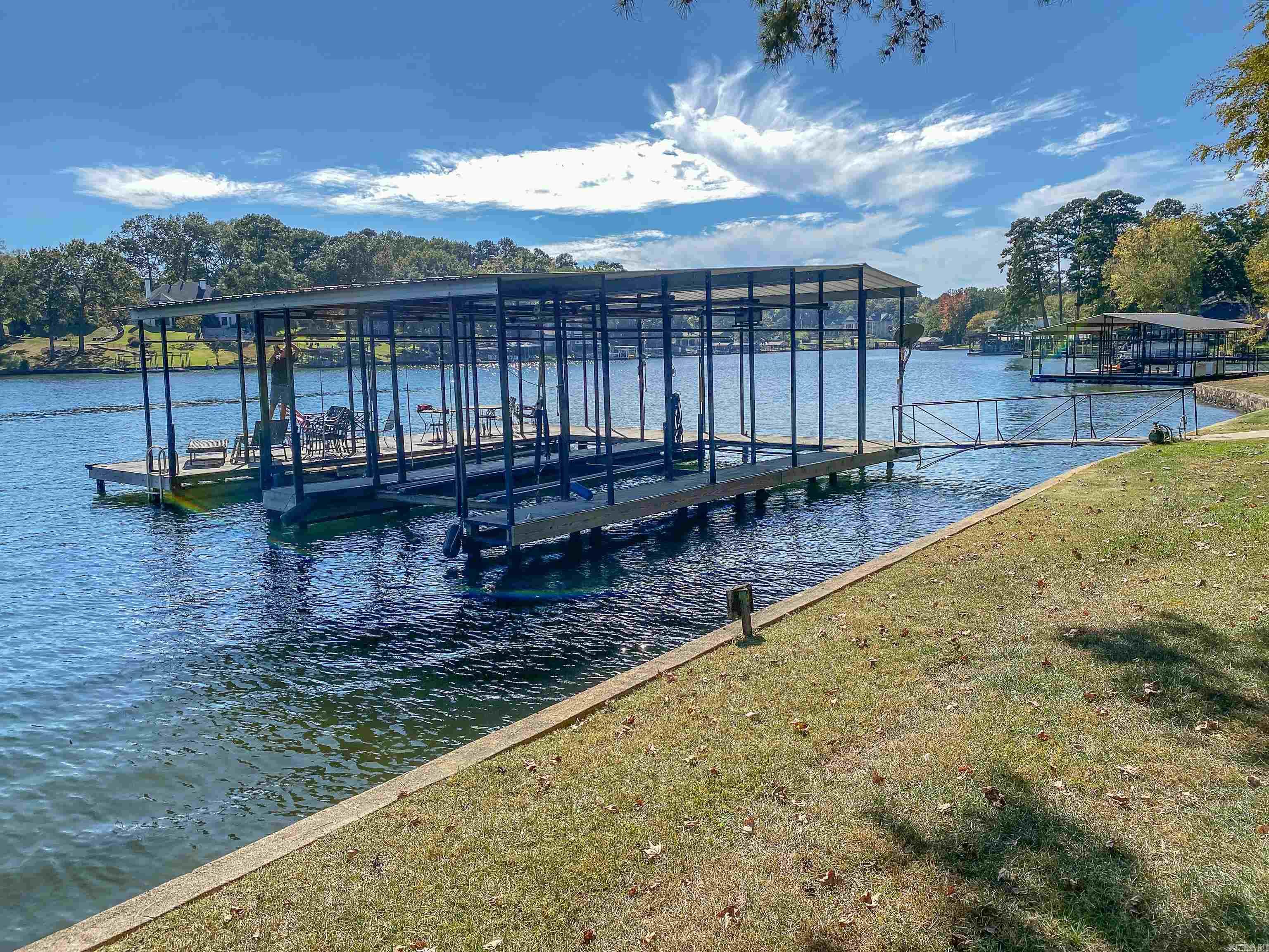 DOGWOOD HAVEN - Residential