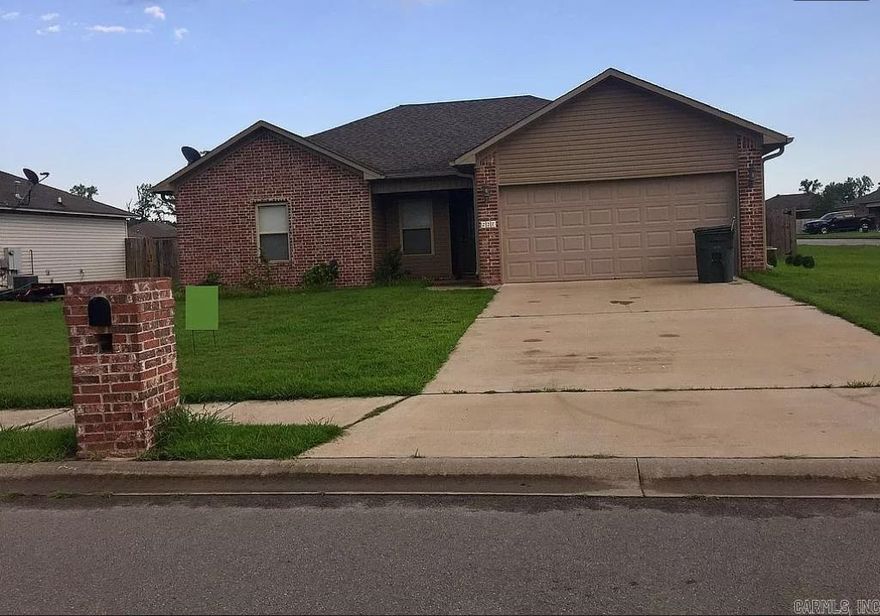 3 bedroom, 2 bath (split plan) large corner lot, fenced backyard, new water heater, roof 2 years old, LVP flooring 2 years old and tile. The home is perfect for a first time home buyer or family. It’s located on a corner lot in a nice quiet subdivision with a short drive to the interstate, and 3 miles from restaurants and stores.