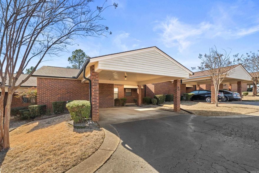 Retirement community in a great central location just minutes to shopping, hospitals and restaurants. This Condo/Townhouse has new dishwasher & microwave.  Air conditioner replaced in 2023, Hot water heater in 2019, outside awning in 2023. Washer and dryer stay.  Relax and enjoy your back patio area with lots of privacy. Don't miss this great buy.