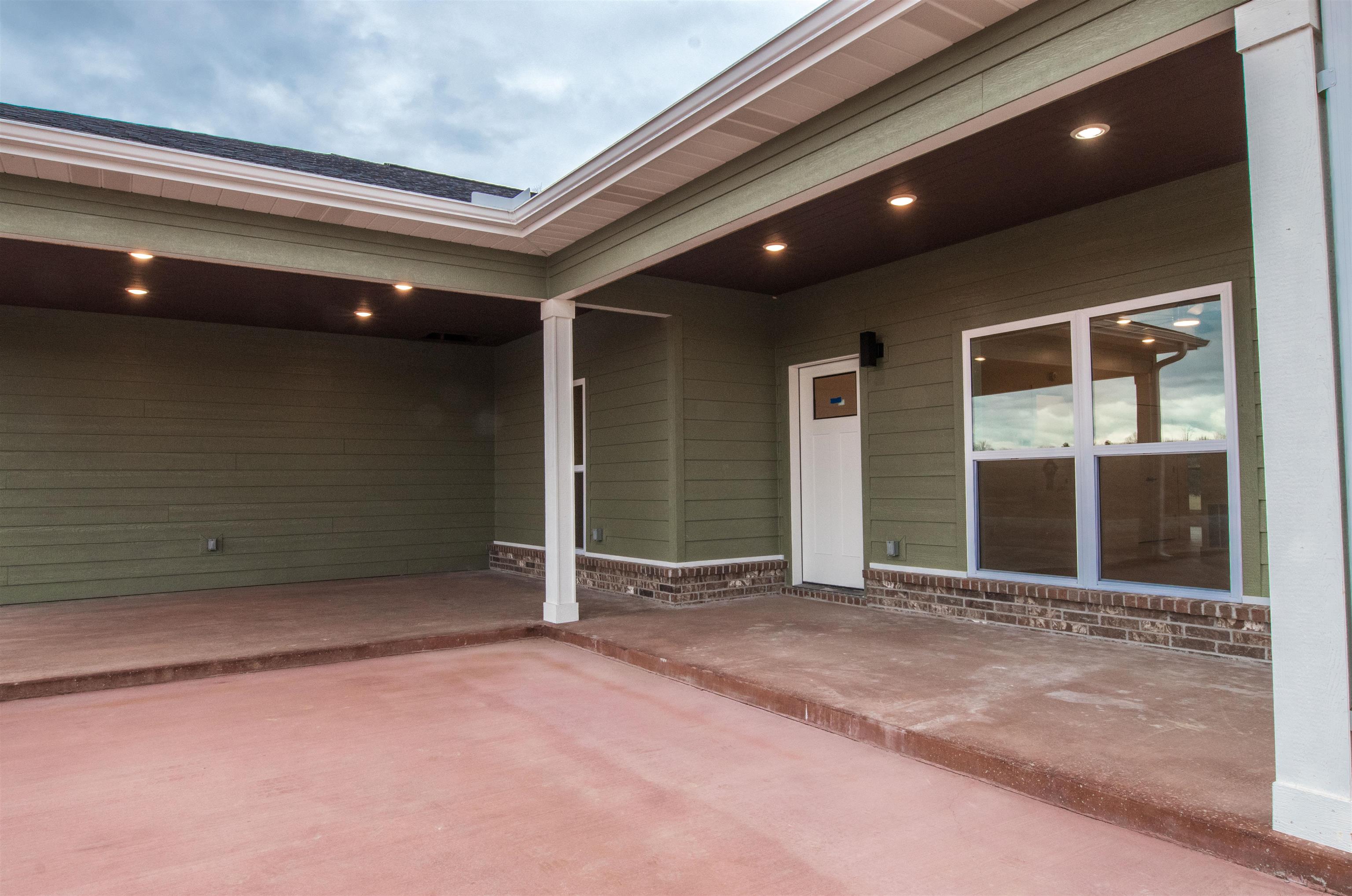 COOPERS HAWK - Residential