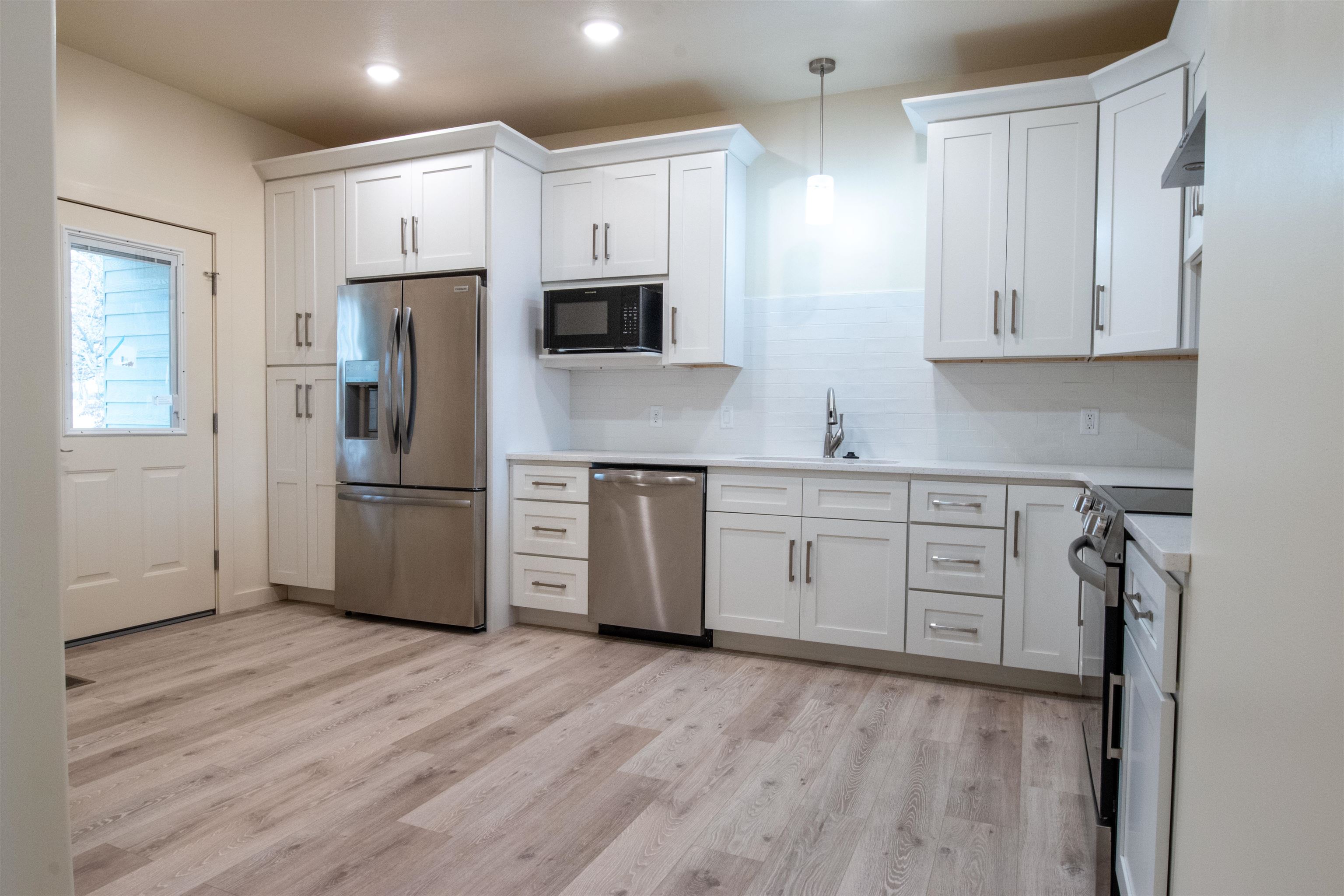 COOPERS HAWK - Residential