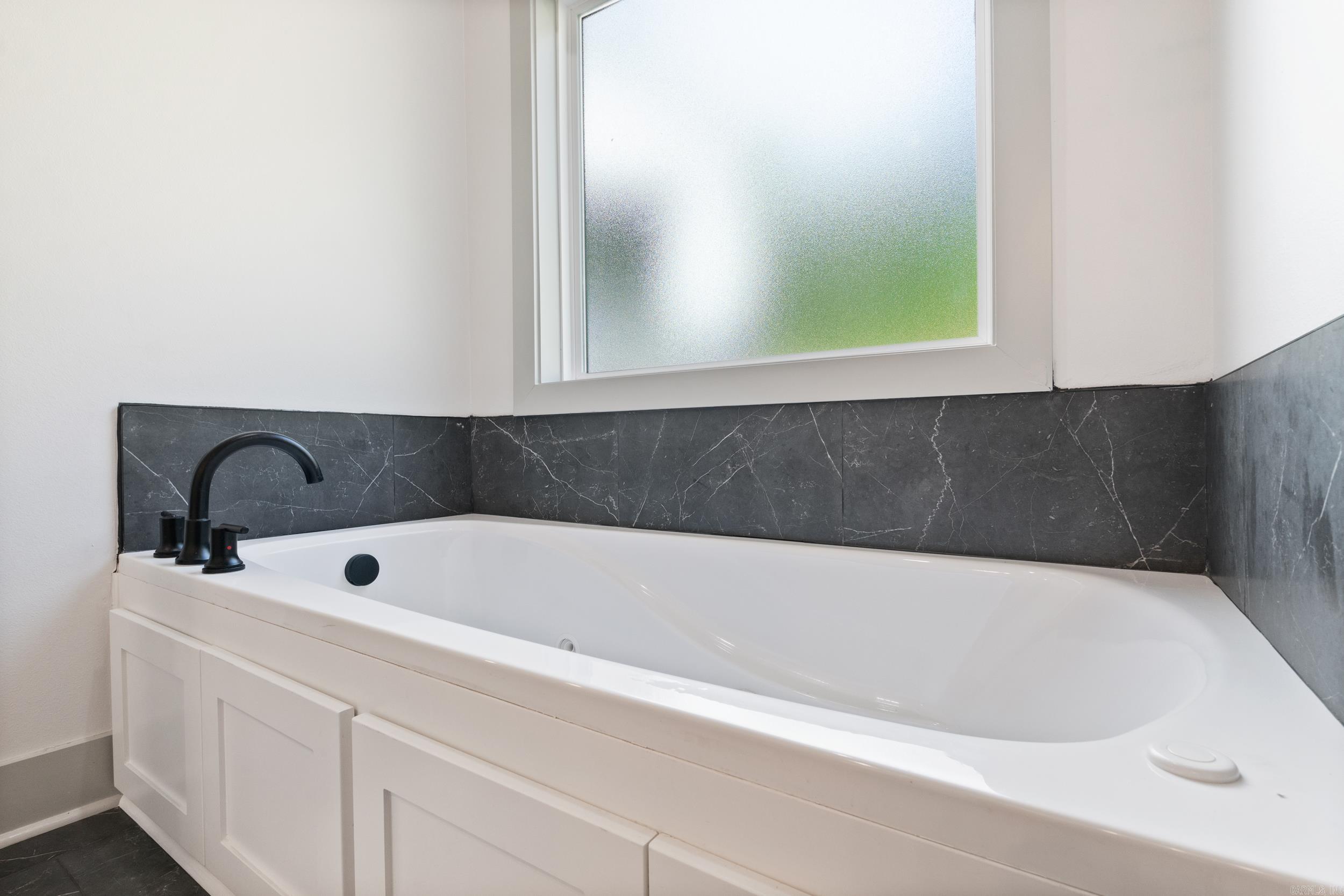 SALEM WOODS - Residential