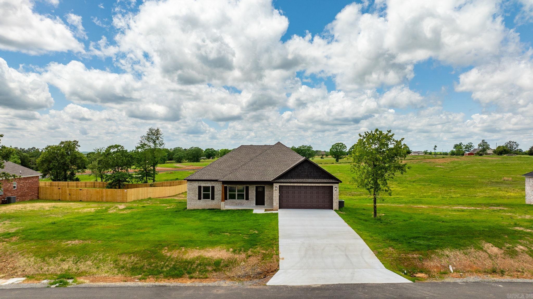 SUMMERLYN SUBDIVISION - Residential