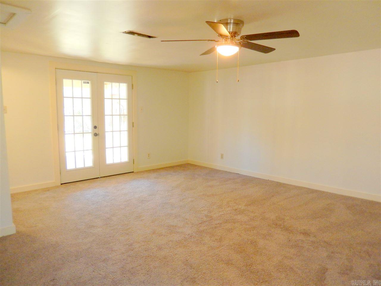 HOLLYWOOD - Residential