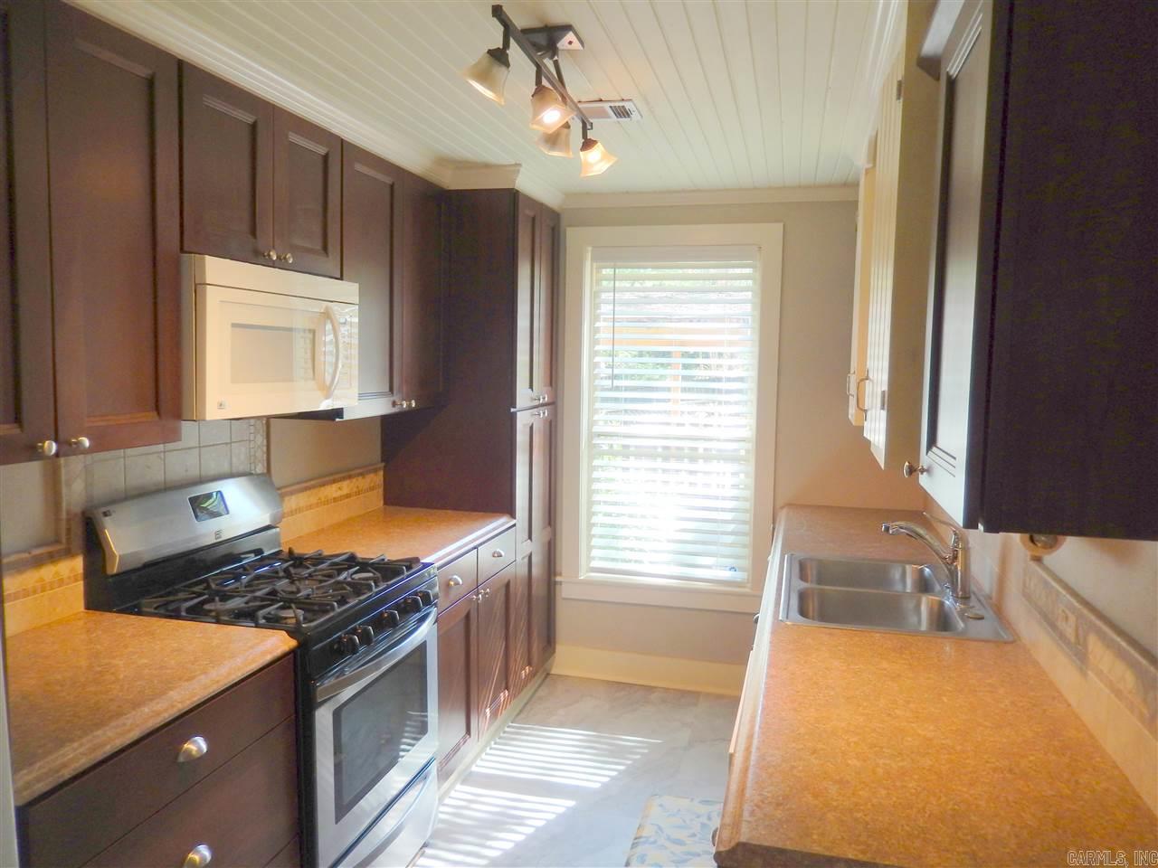 HOLLYWOOD - Residential