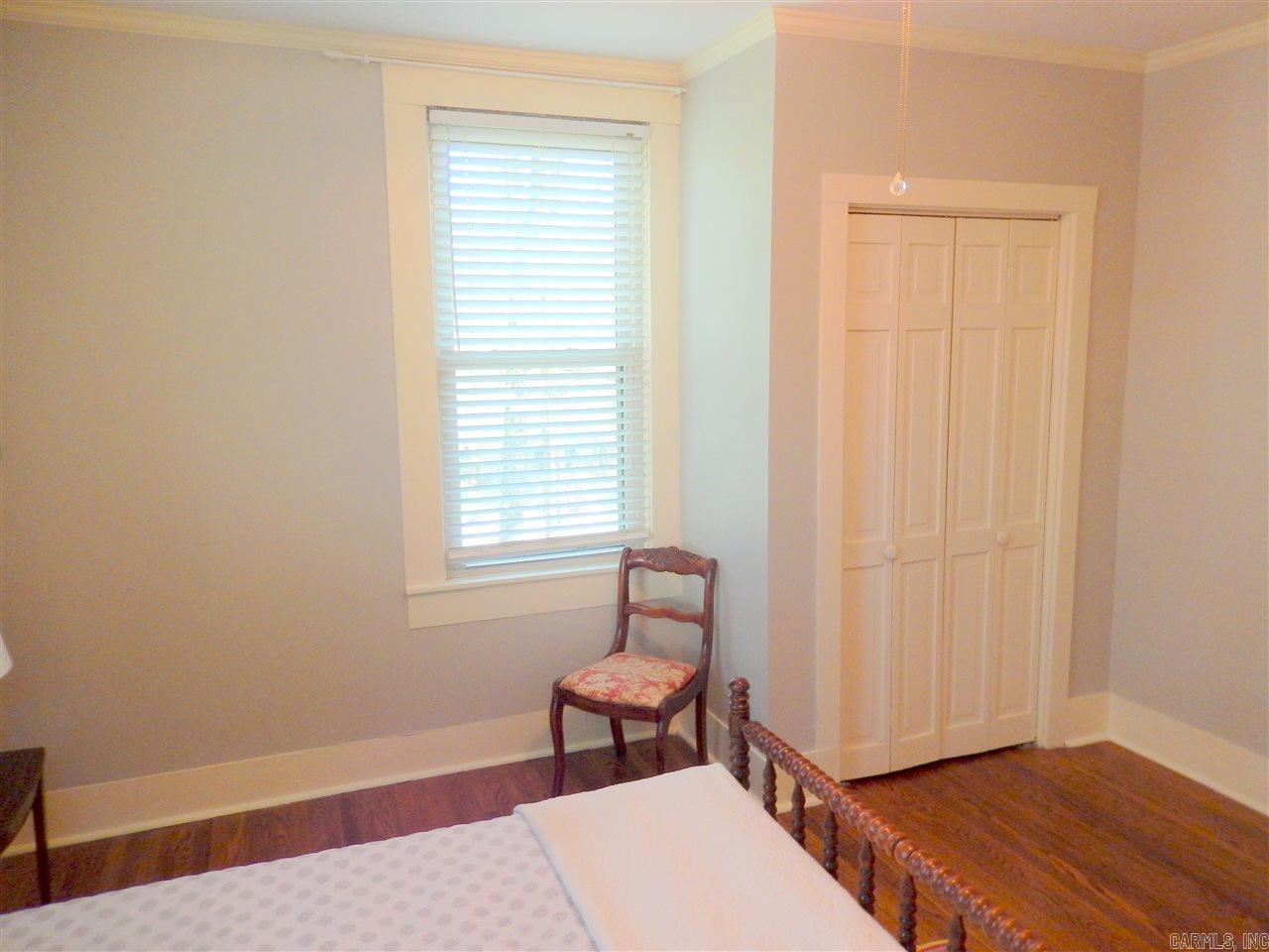 HOLLYWOOD - Residential