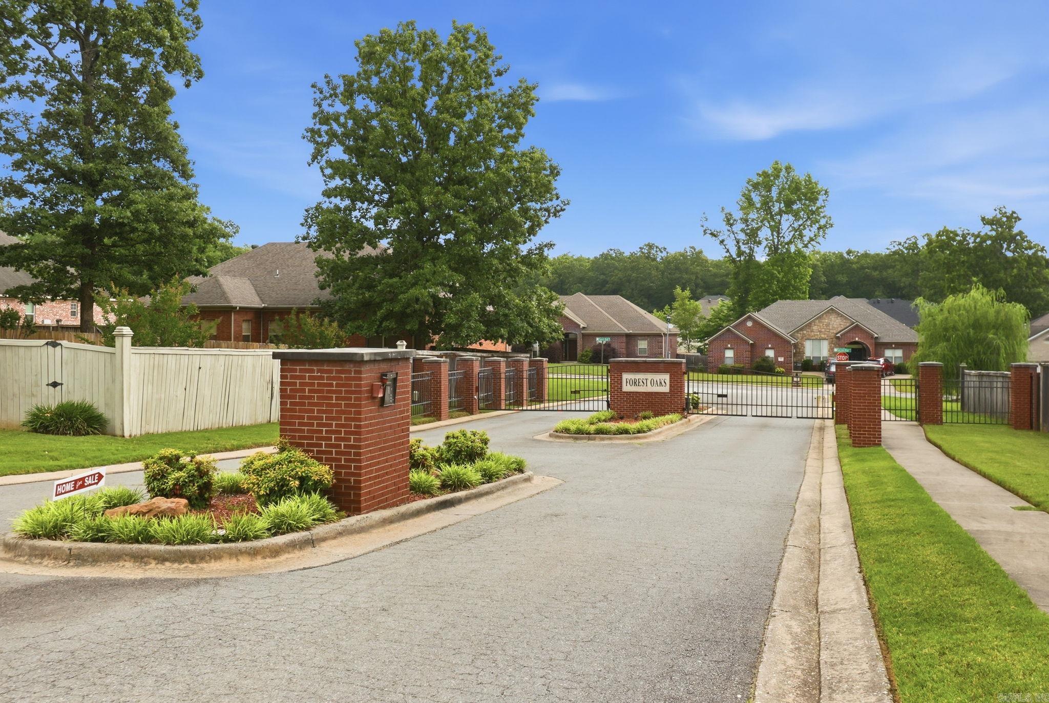 FOREST OAKS - Residential