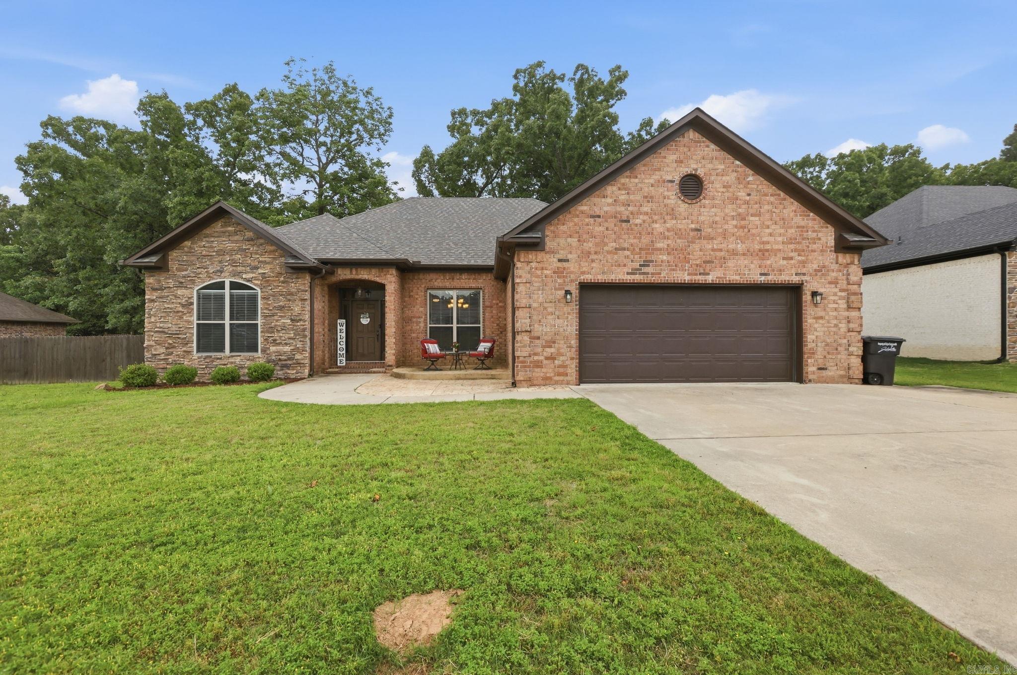 FOREST OAKS - Residential