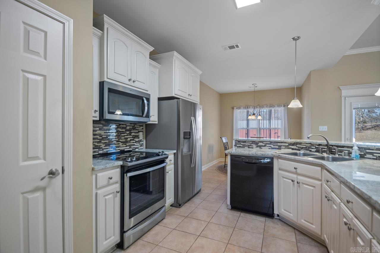 MAGNOLIA VILLAGE - Residential