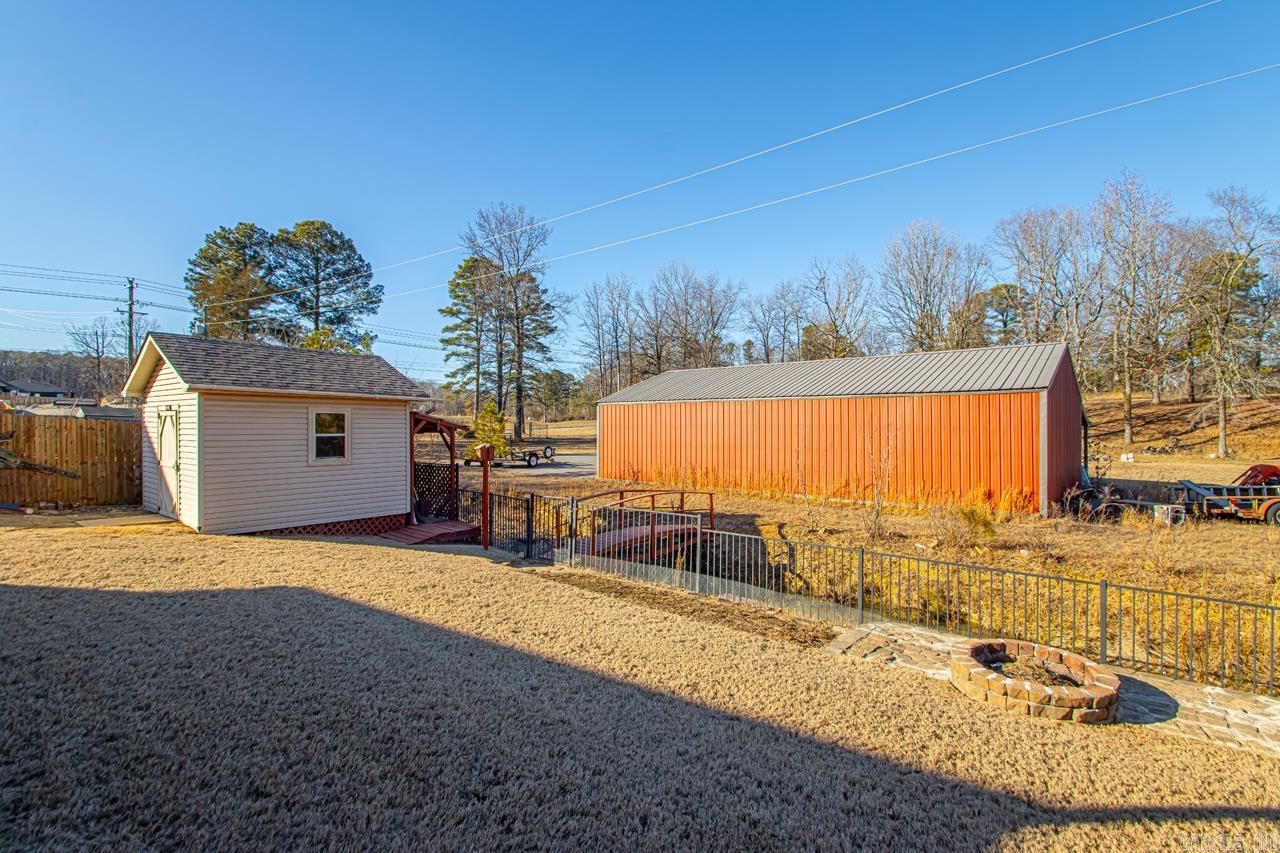 MAGNOLIA VILLAGE - Residential