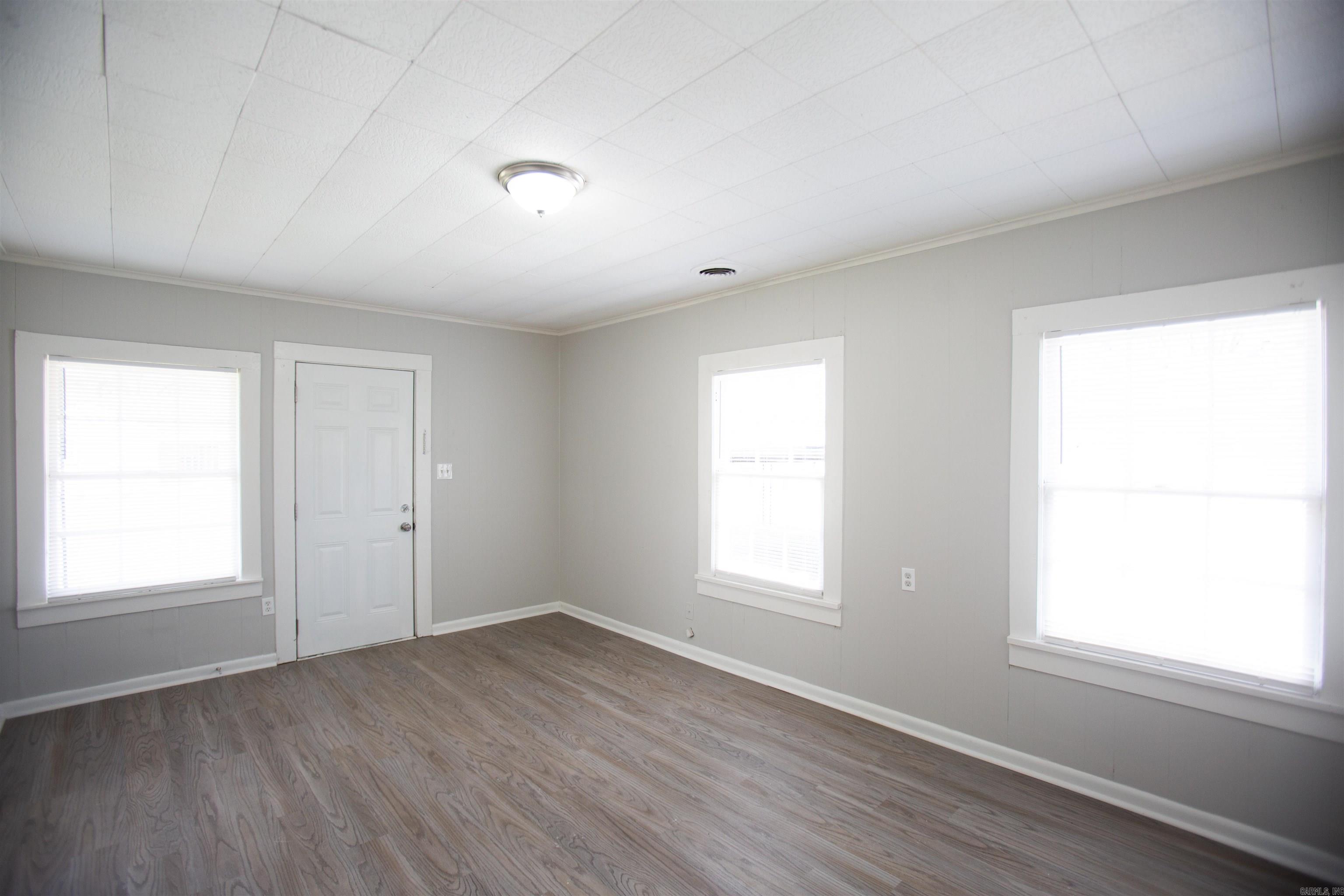 Missouri Pacific - Residential Lease