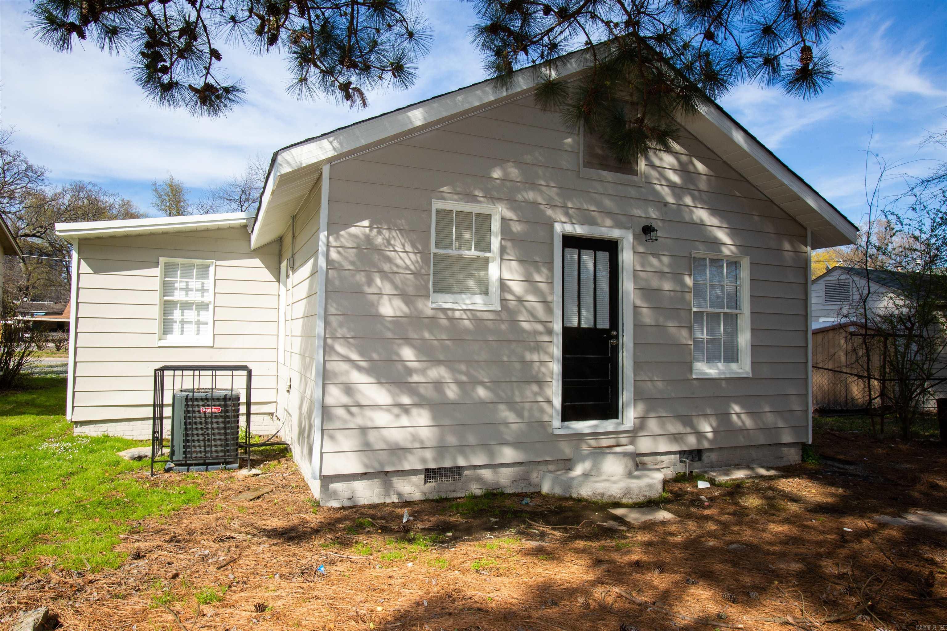 Missouri Pacific - Residential Lease