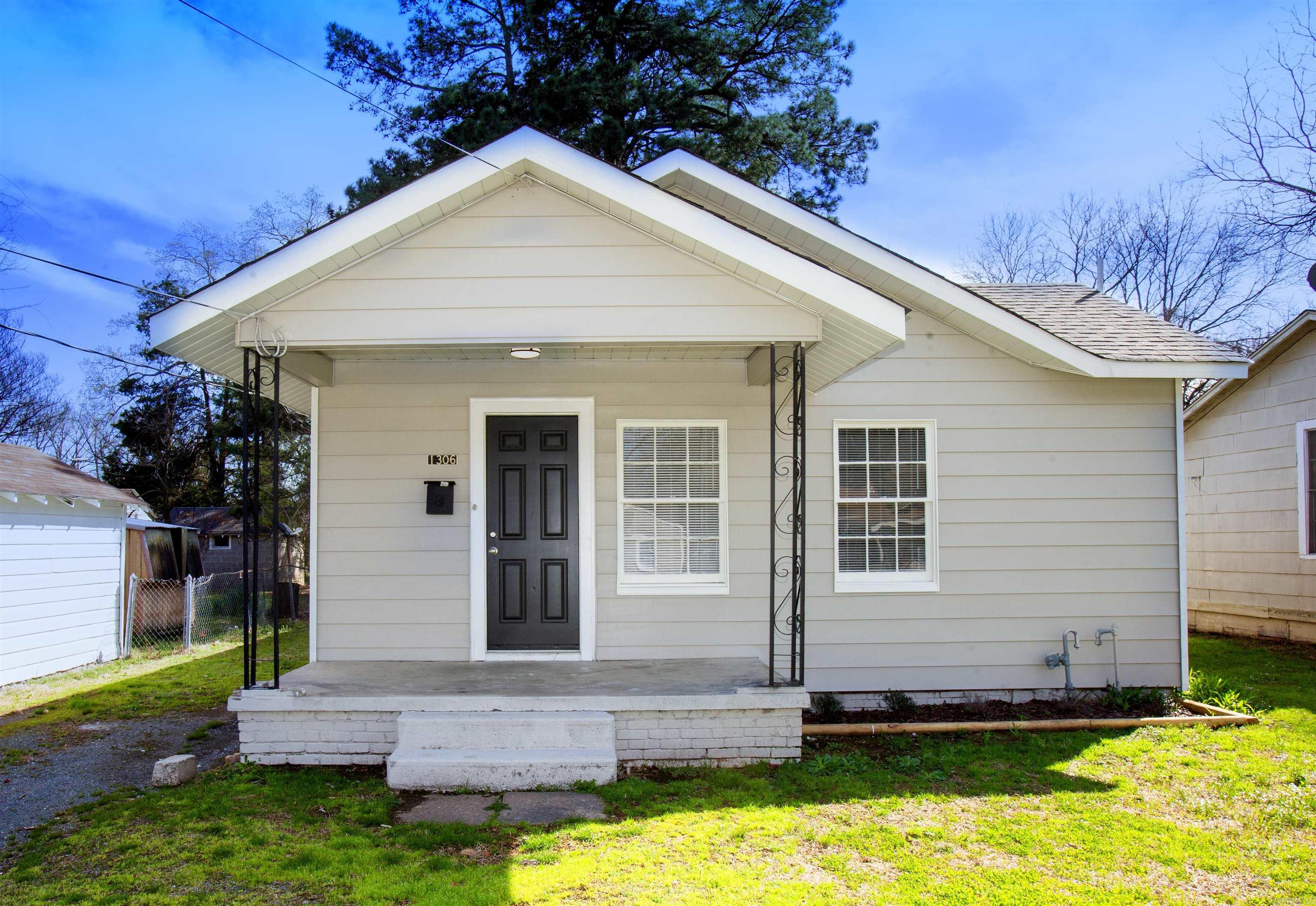 Missouri Pacific - Residential Lease