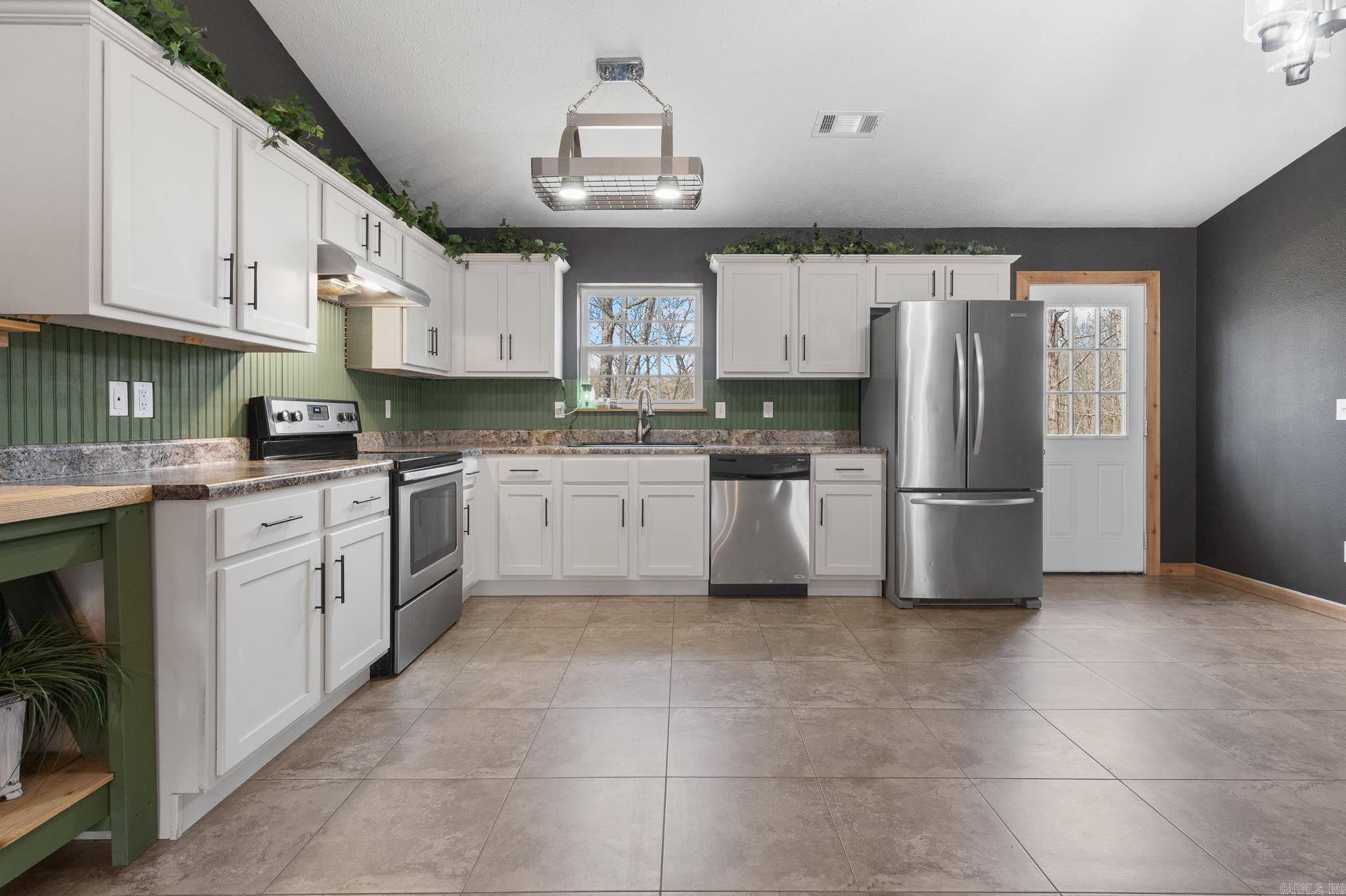 Western Oaks - Residential