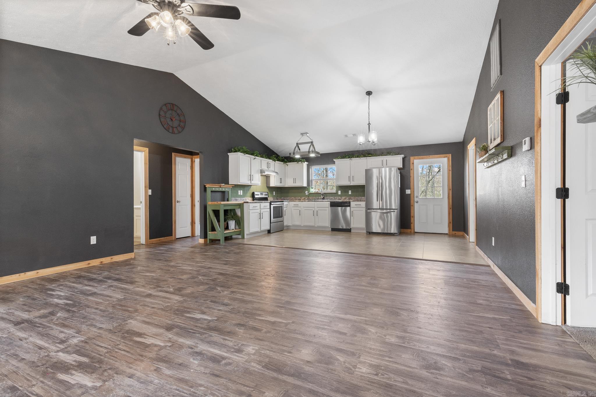 Western Oaks - Residential