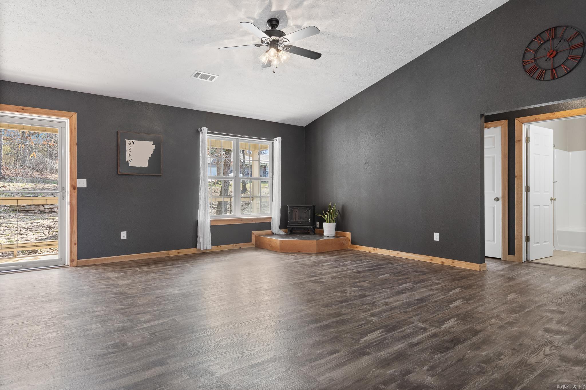 Western Oaks - Residential