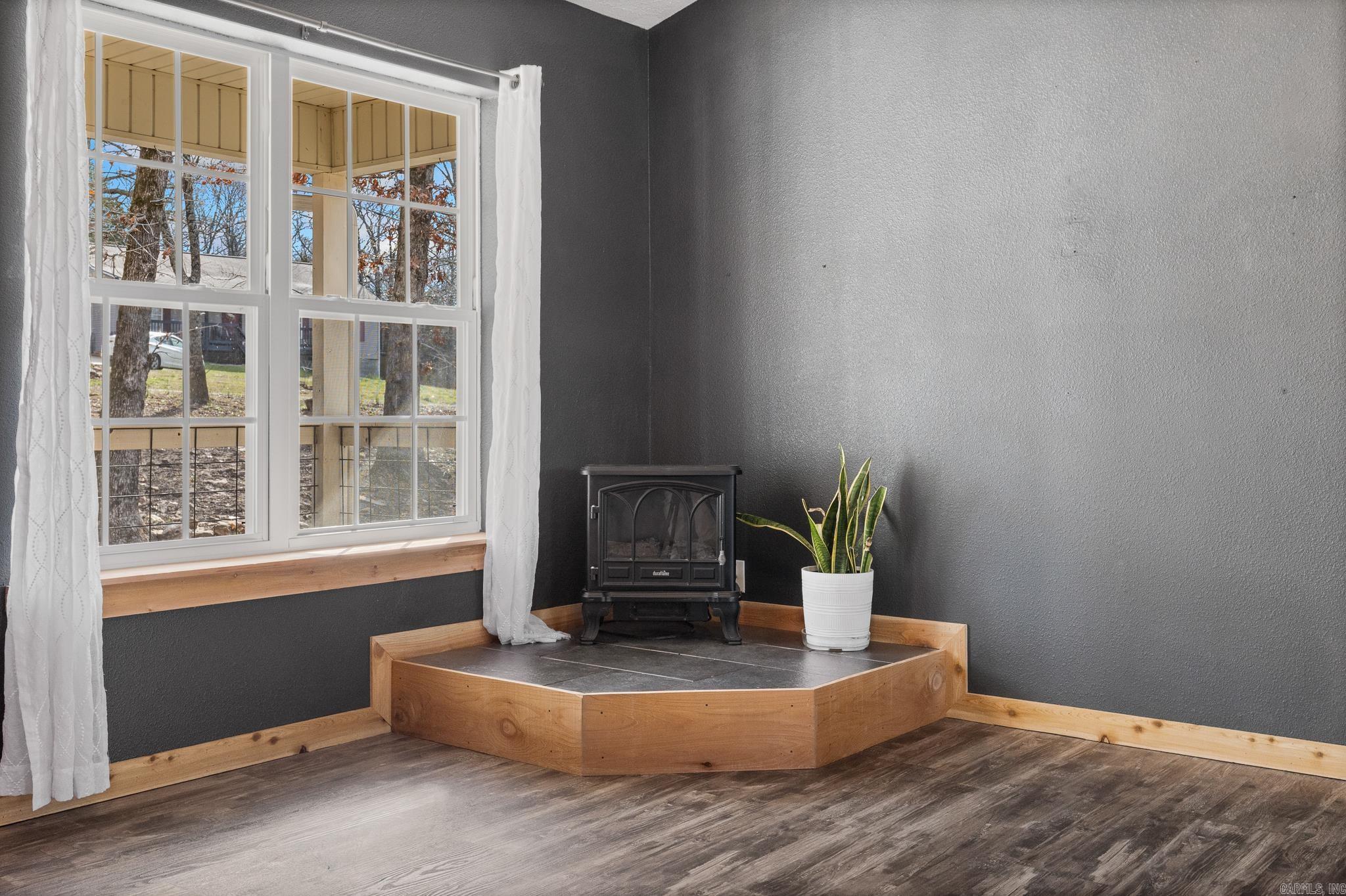 Western Oaks - Residential