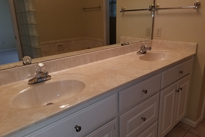 COUNTRY CLUB OF ARK THE - Residential Lease