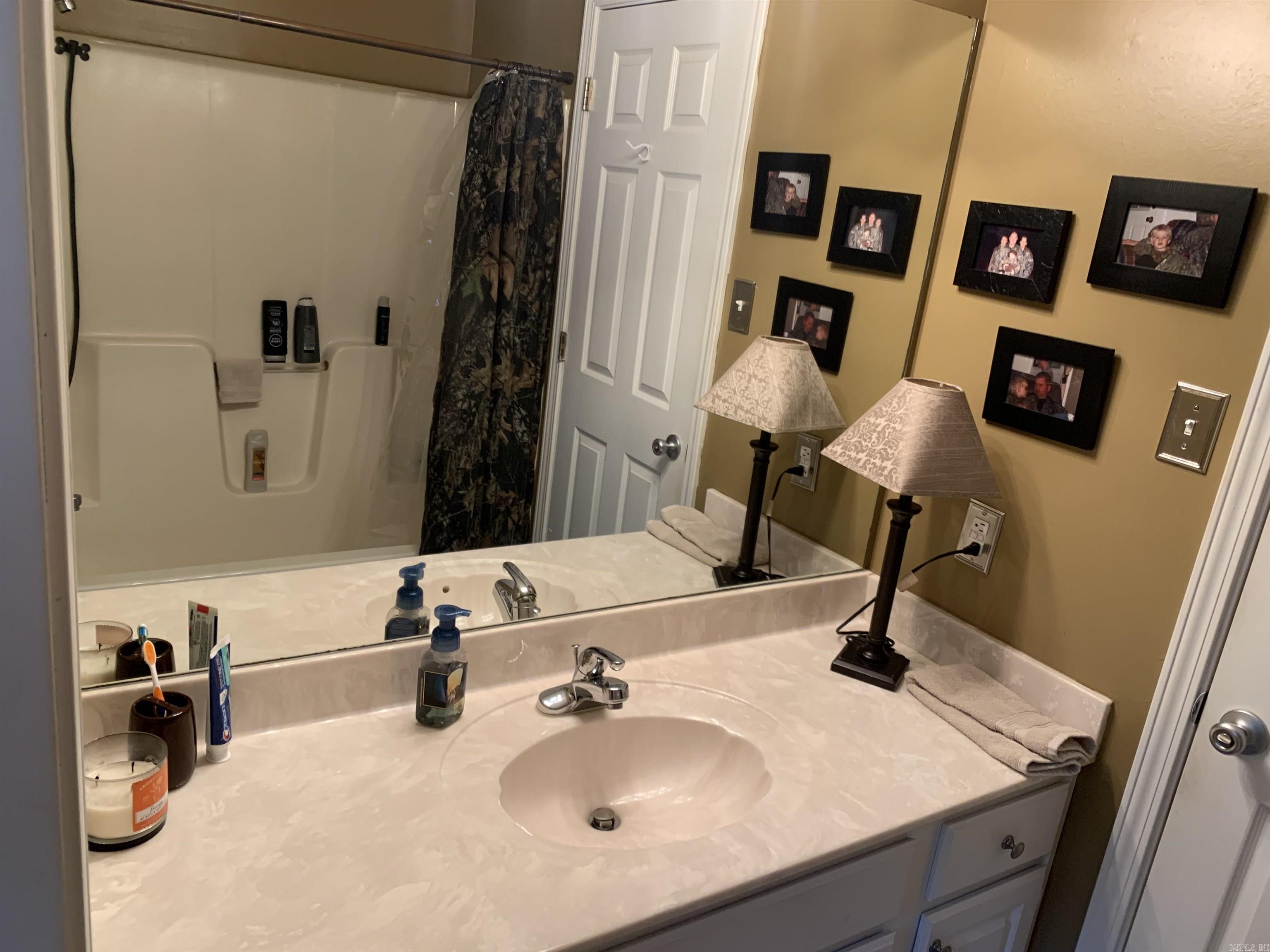 Forrest Hill - Residential