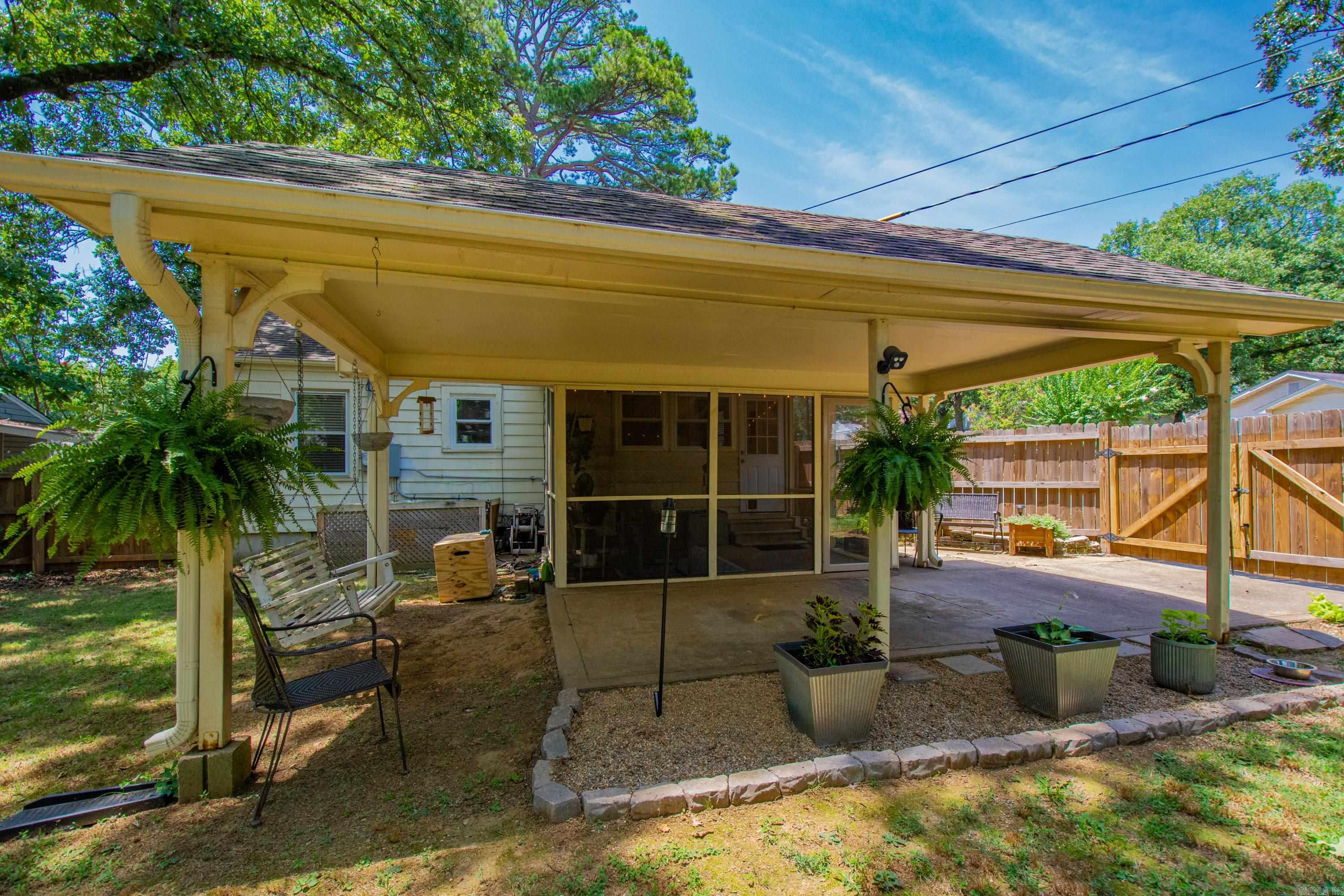 LINCOLN PARK - Residential