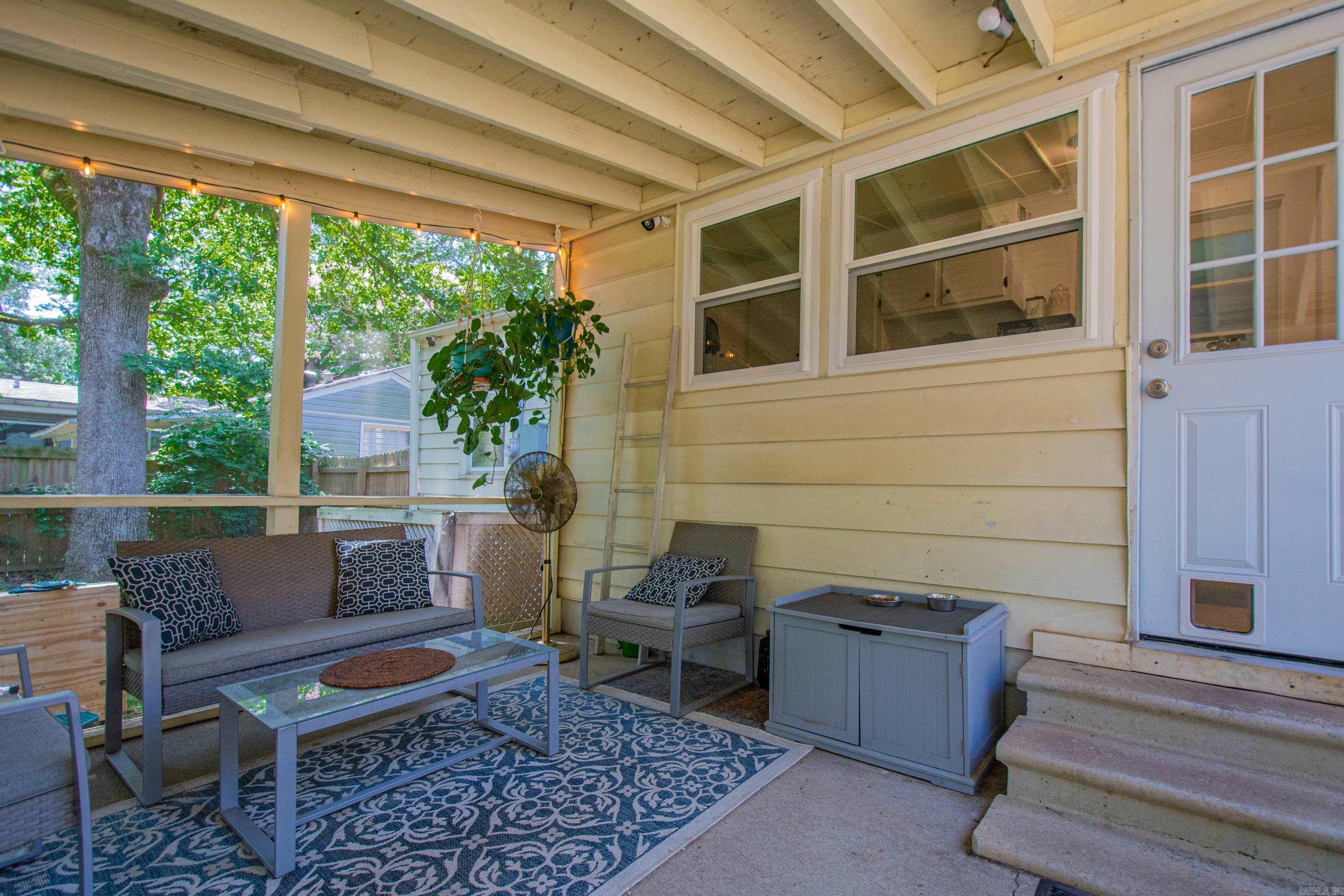 LINCOLN PARK - Residential