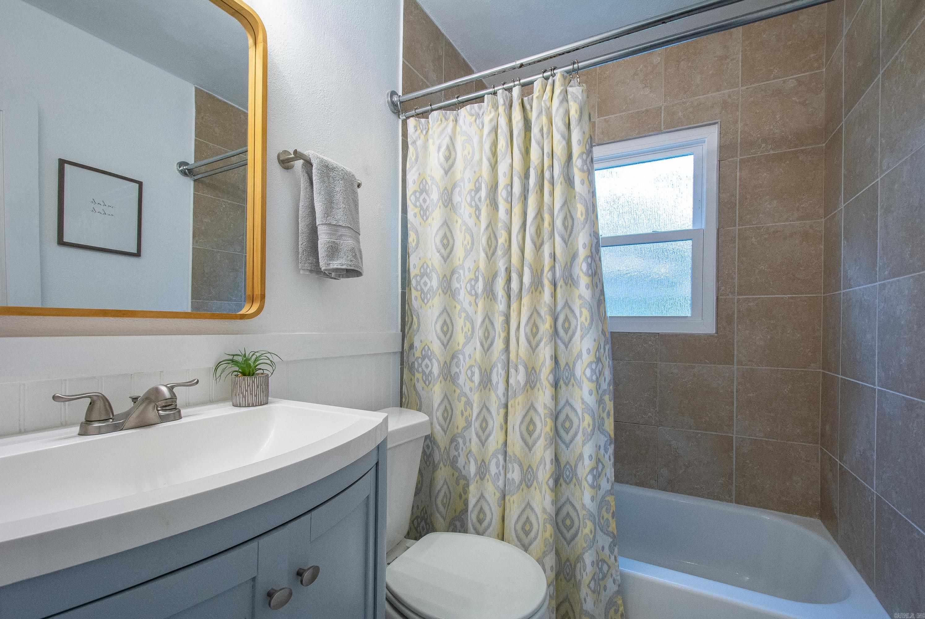 LINCOLN PARK - Residential