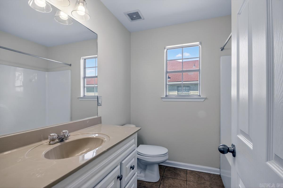 Greenwood Acres Blvd - Residential