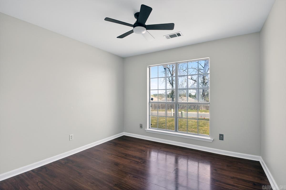 Greenwood Acres Blvd - Residential