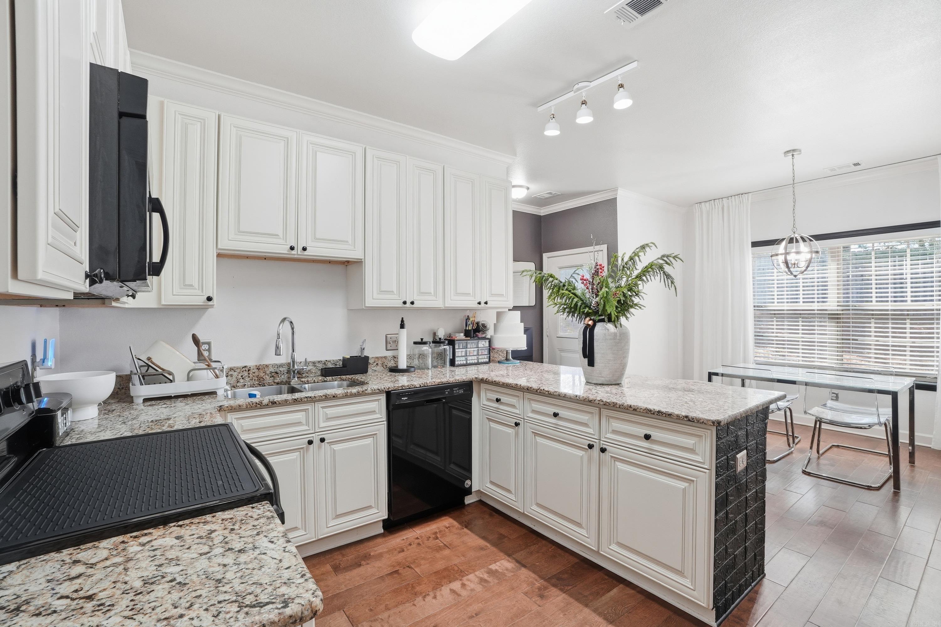 AGUA BLANCA VILLAGE - Residential