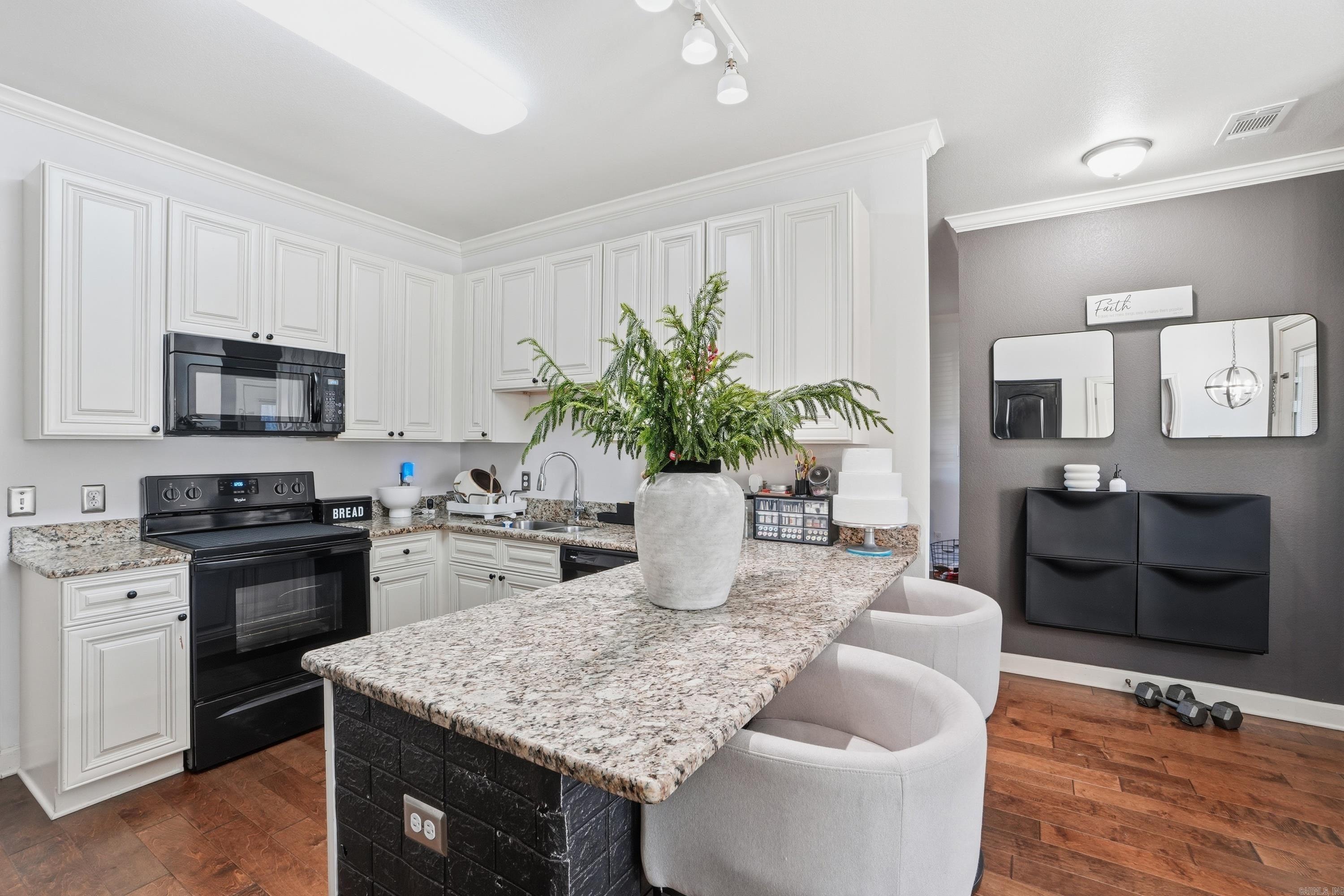 AGUA BLANCA VILLAGE - Residential