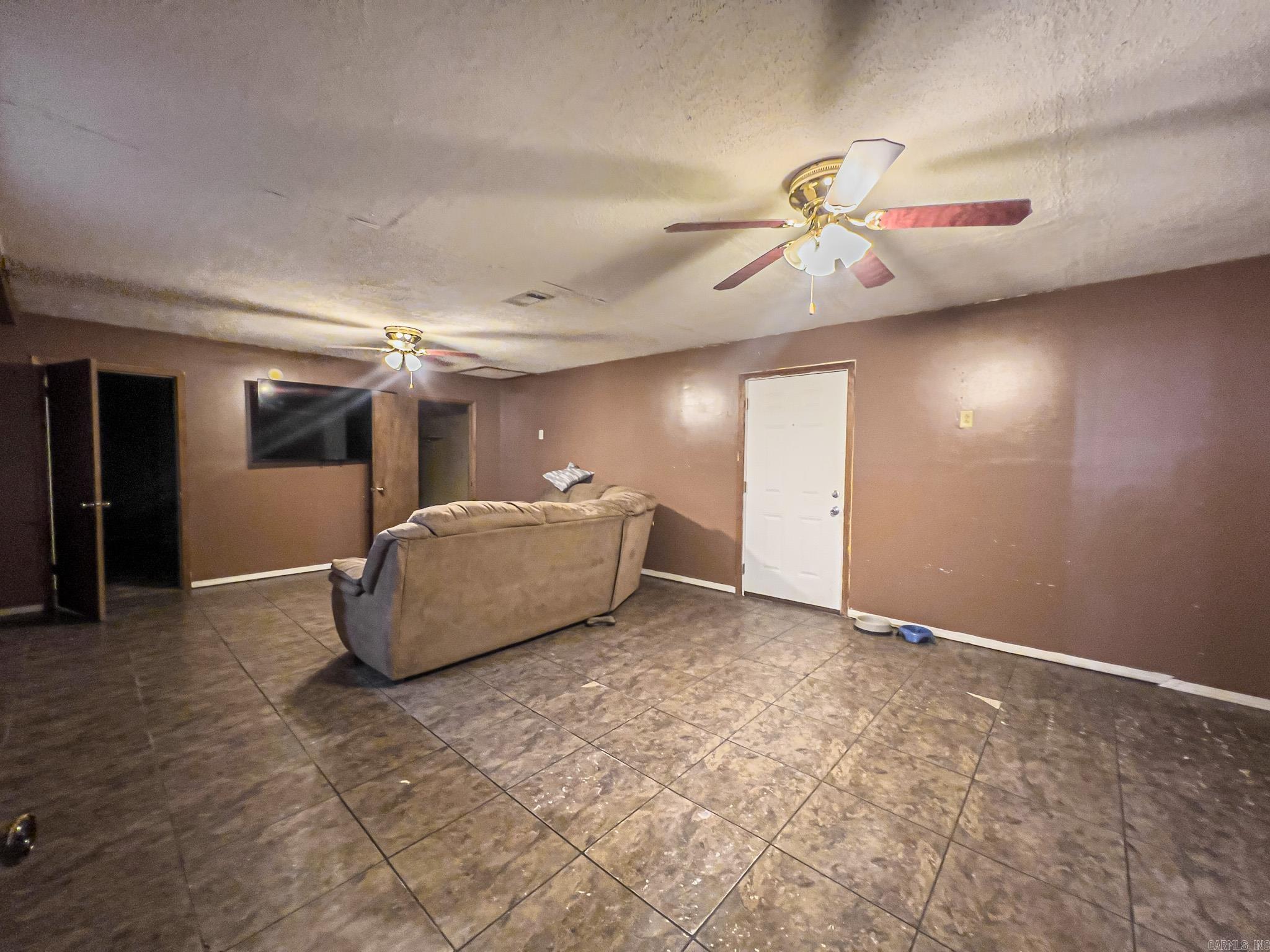 BRAWNERS SUBDIVISION - Residential