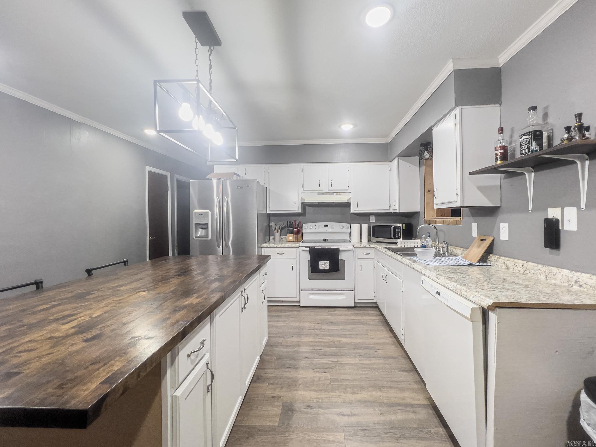 BRAWNERS SUBDIVISION - Residential