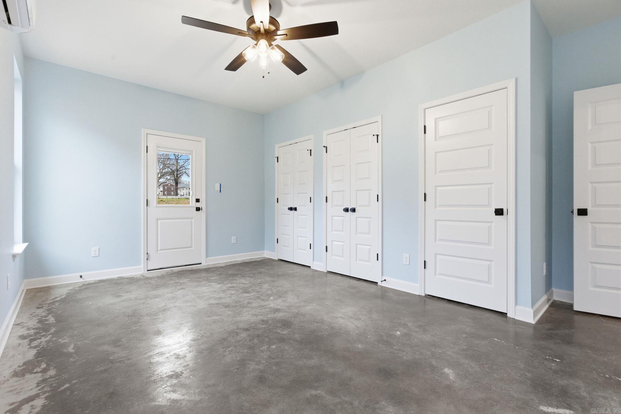 HANGER - Residential